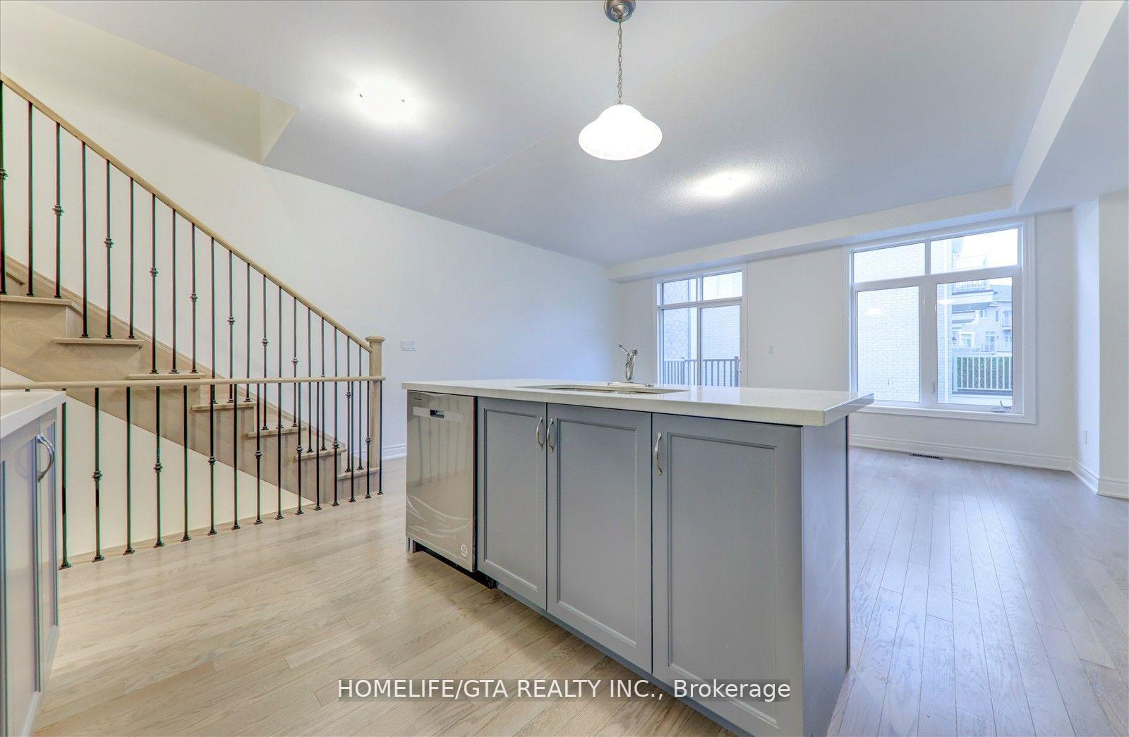 Photo 15 of 6 Phillipsen Way, Markham, Cedarwood — HOMEH