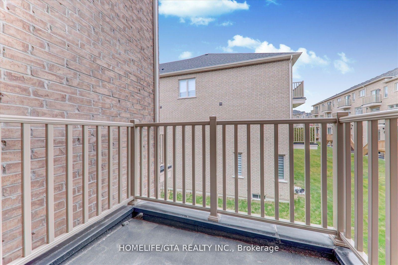 Photo 21 of 6 Phillipsen Way, Markham, Cedarwood — HOMEH