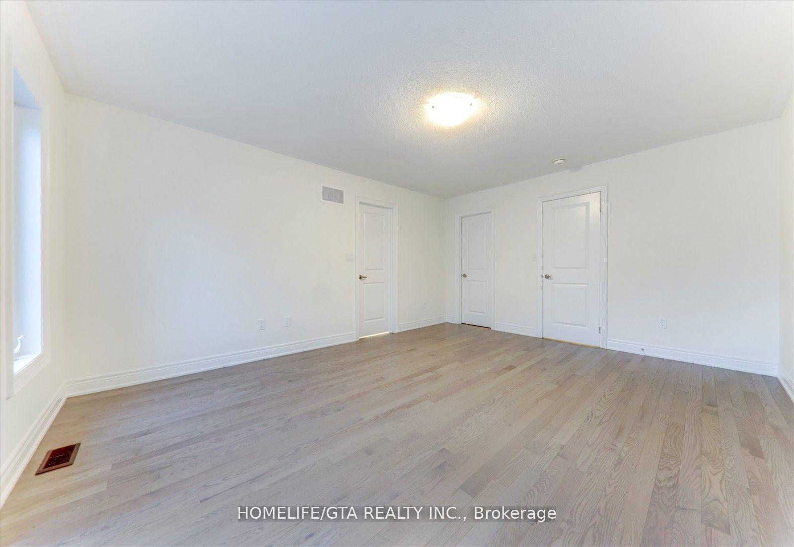 Photo 19 of 6 Phillipsen Way, Markham, Cedarwood — HOMEH