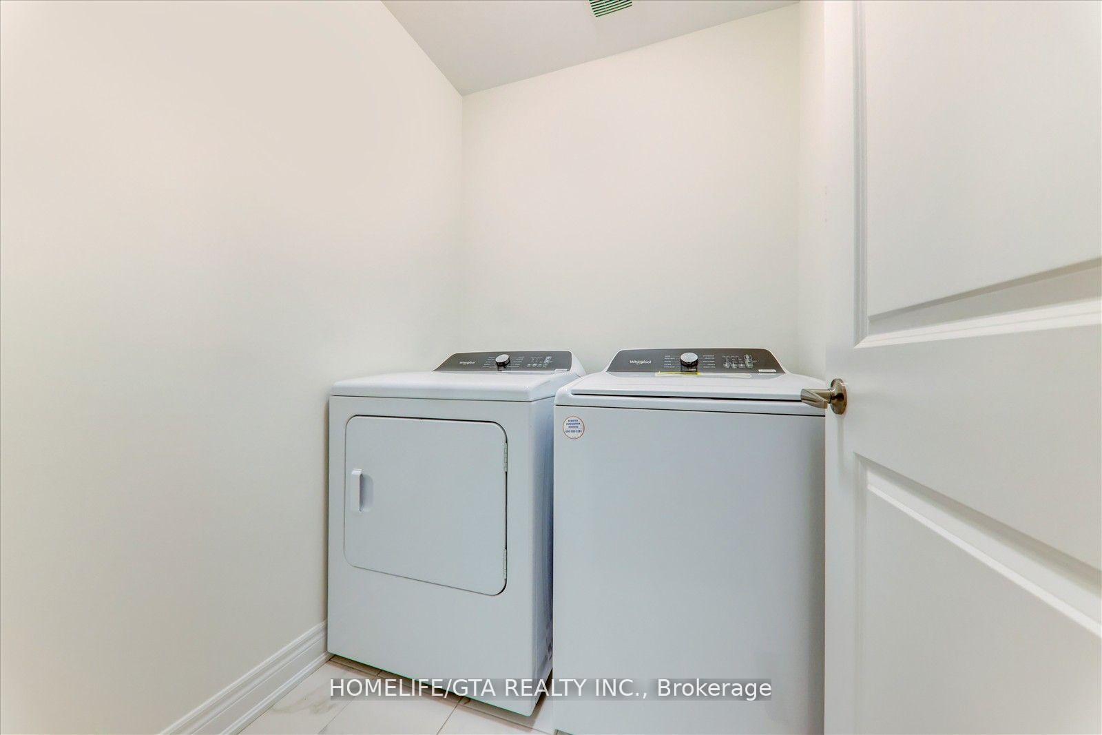 Photo 26 of 6 Phillipsen Way, Markham, Cedarwood — HOMEH