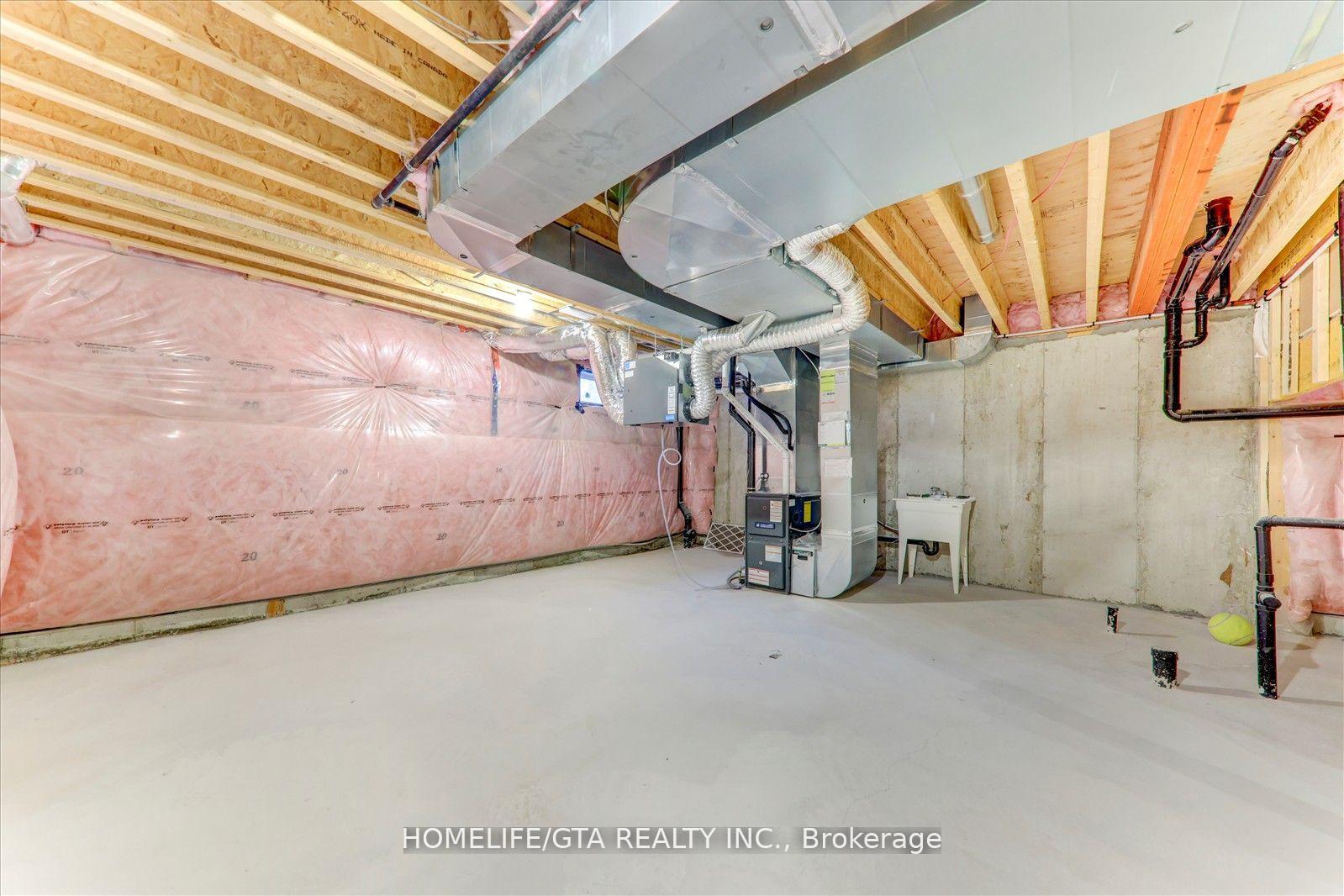 Photo 30 of 6 Phillipsen Way, Markham, Cedarwood — HOMEH