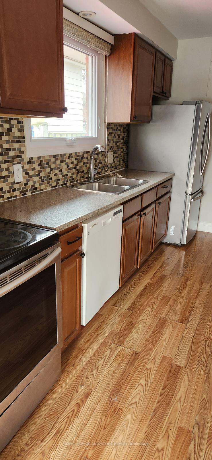 Photo 2 of Unit Lower, 250 Kinmount Crescent, Oshawa, Lakeview — HOMEH