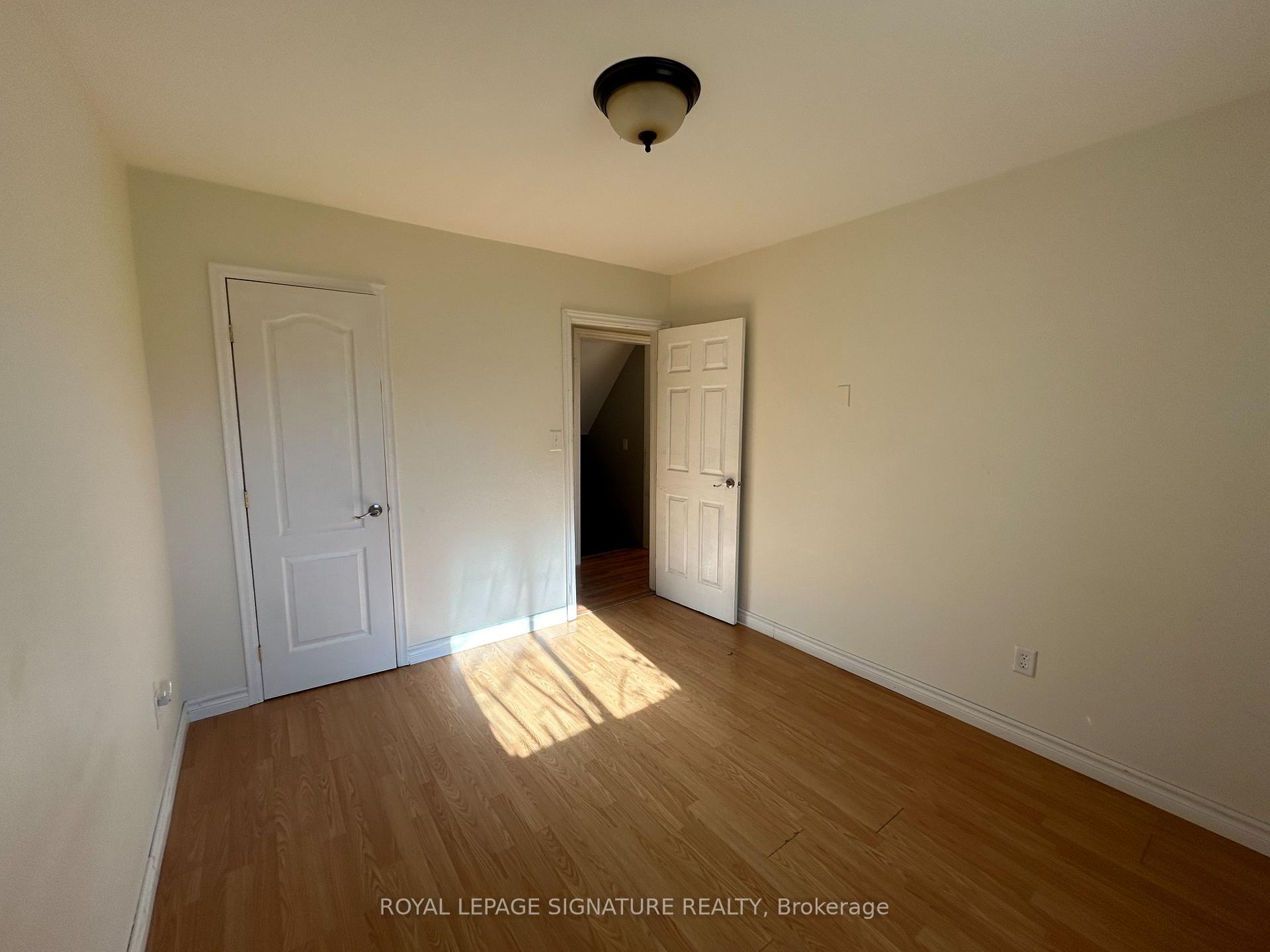 Photo 15 of Unit Lower, 250 Kinmount Crescent, Oshawa, Lakeview — HOMEH