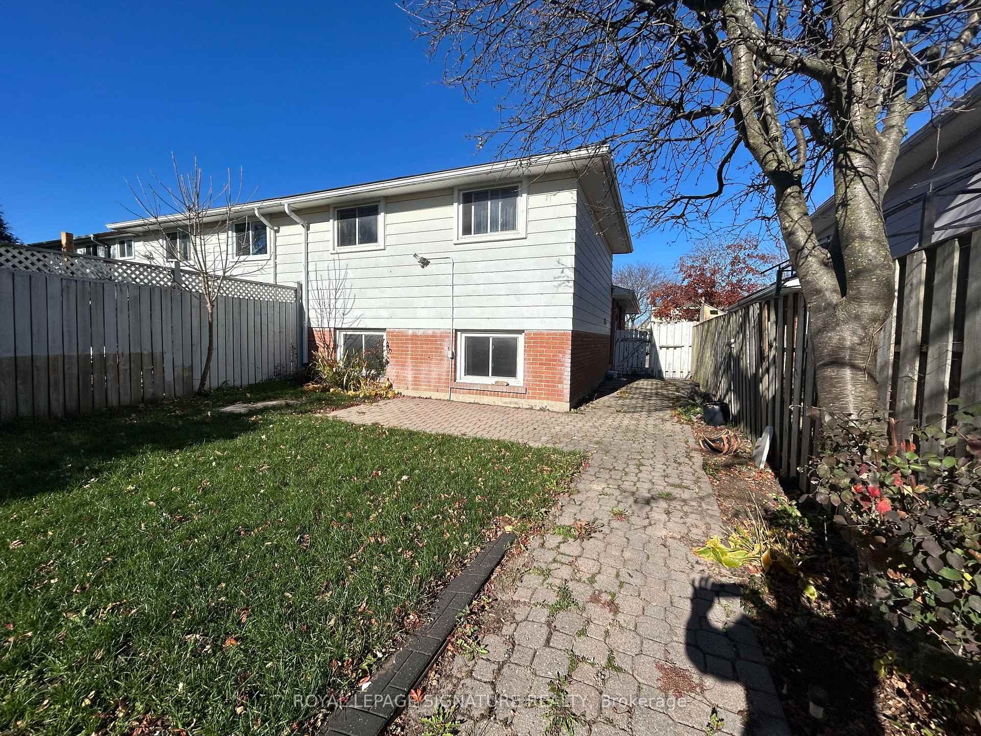 Photo 27 of Unit Lower, 250 Kinmount Crescent, Oshawa, Lakeview — HOMEH