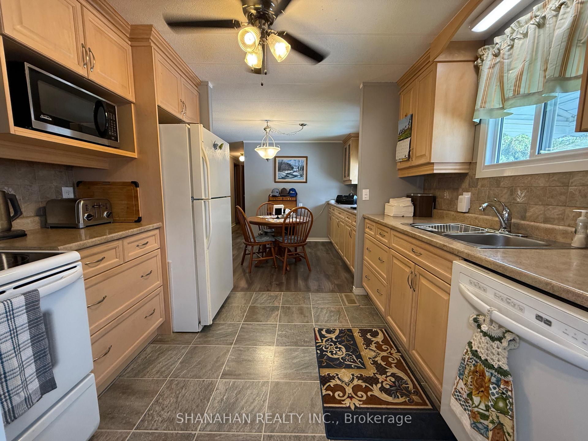 Photo 32 of 3 Miller Street, Strathroy-Caradoc, SE — HOMEH