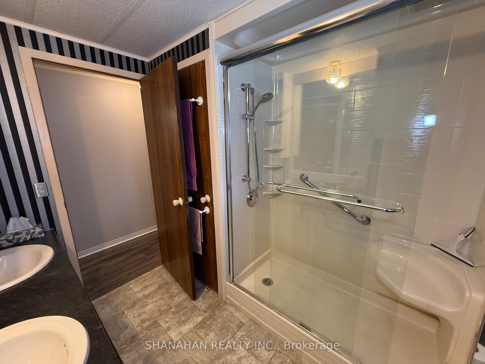 Photo 38 of 3 Miller Street, Strathroy-Caradoc, SE — HOMEH