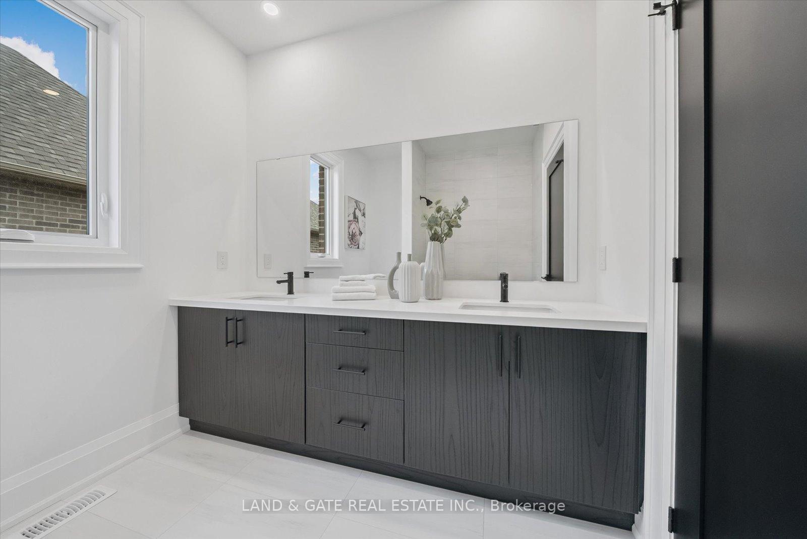 Photo 18 of 3331 Trulls Road, Clarington, Courtice — HOMEH