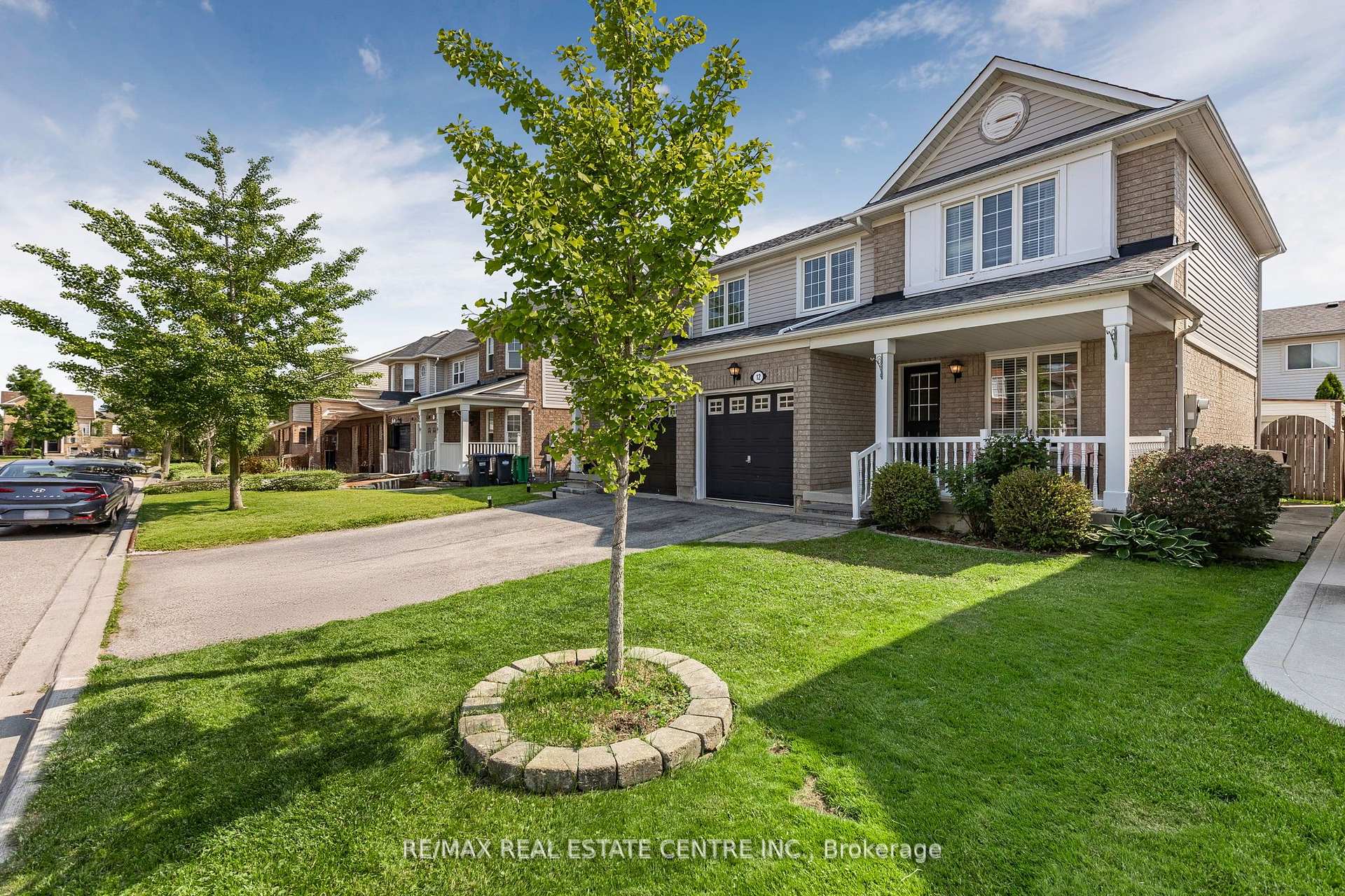Photo 1 of 12 Sentimental Way, Brampton, Fletcher's Meadow — HOMEH