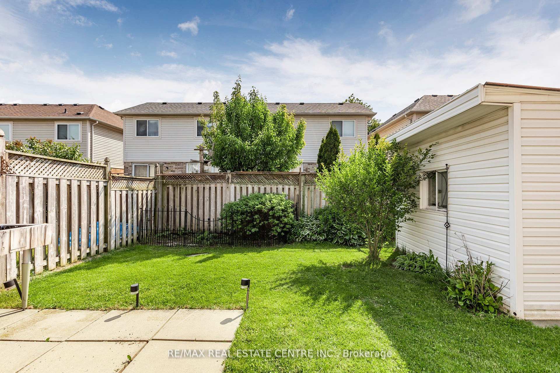 Photo 20 of 12 Sentimental Way, Brampton, Fletcher's Meadow — HOMEH