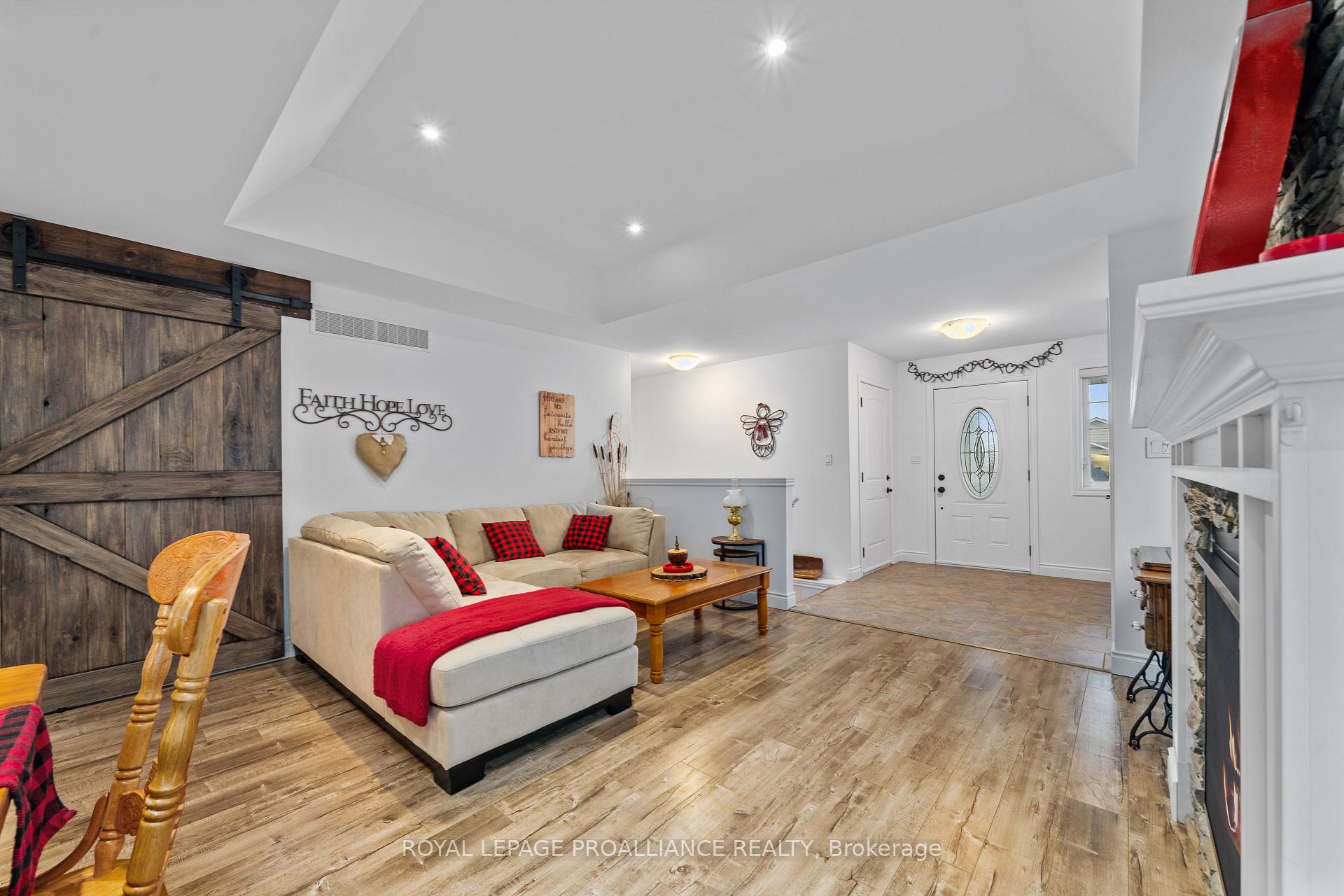 Photo 31 of 39 Cortland Way, Brighton — HOMEH