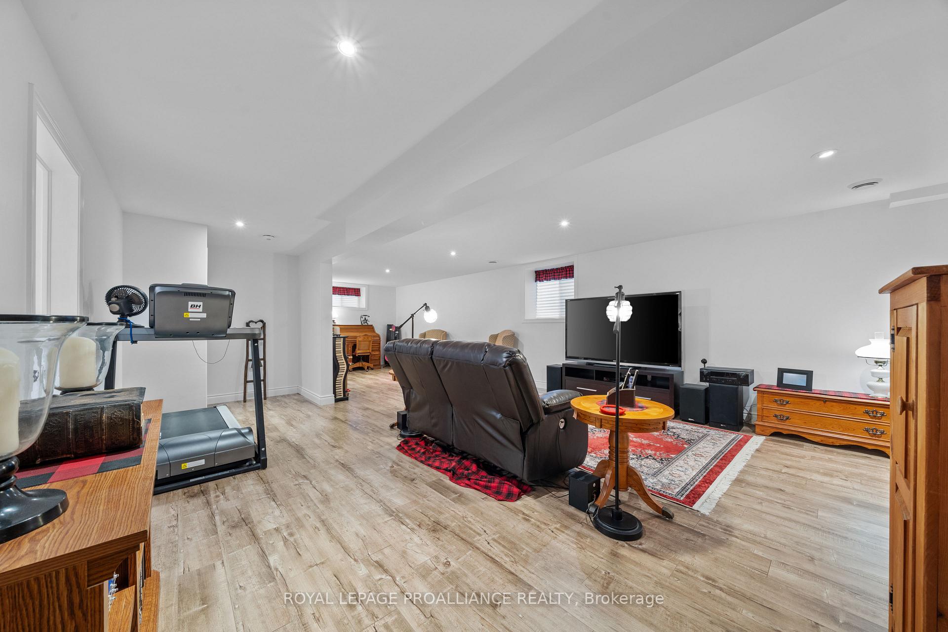 Photo 23 of 39 Cortland Way, Brighton — HOMEH