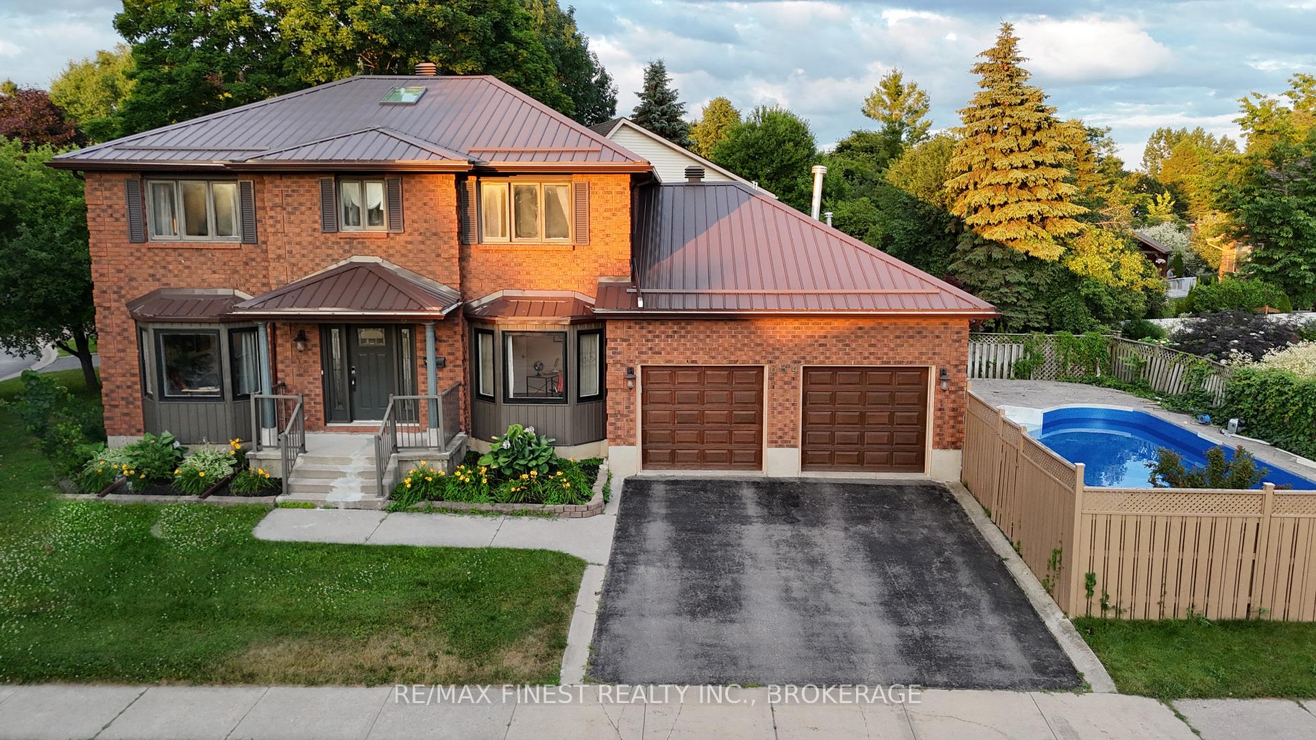 Front of 634 Fernmoor Drive