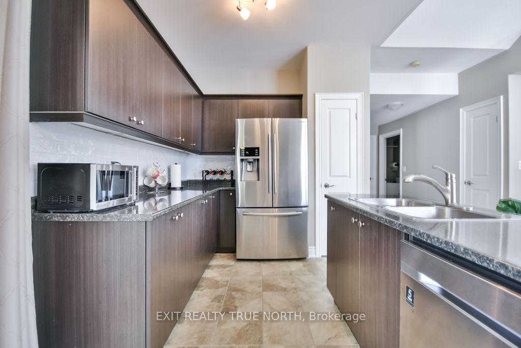 Photo 17 of 59 Wally Drive, Wasaga Beach — HOMEH