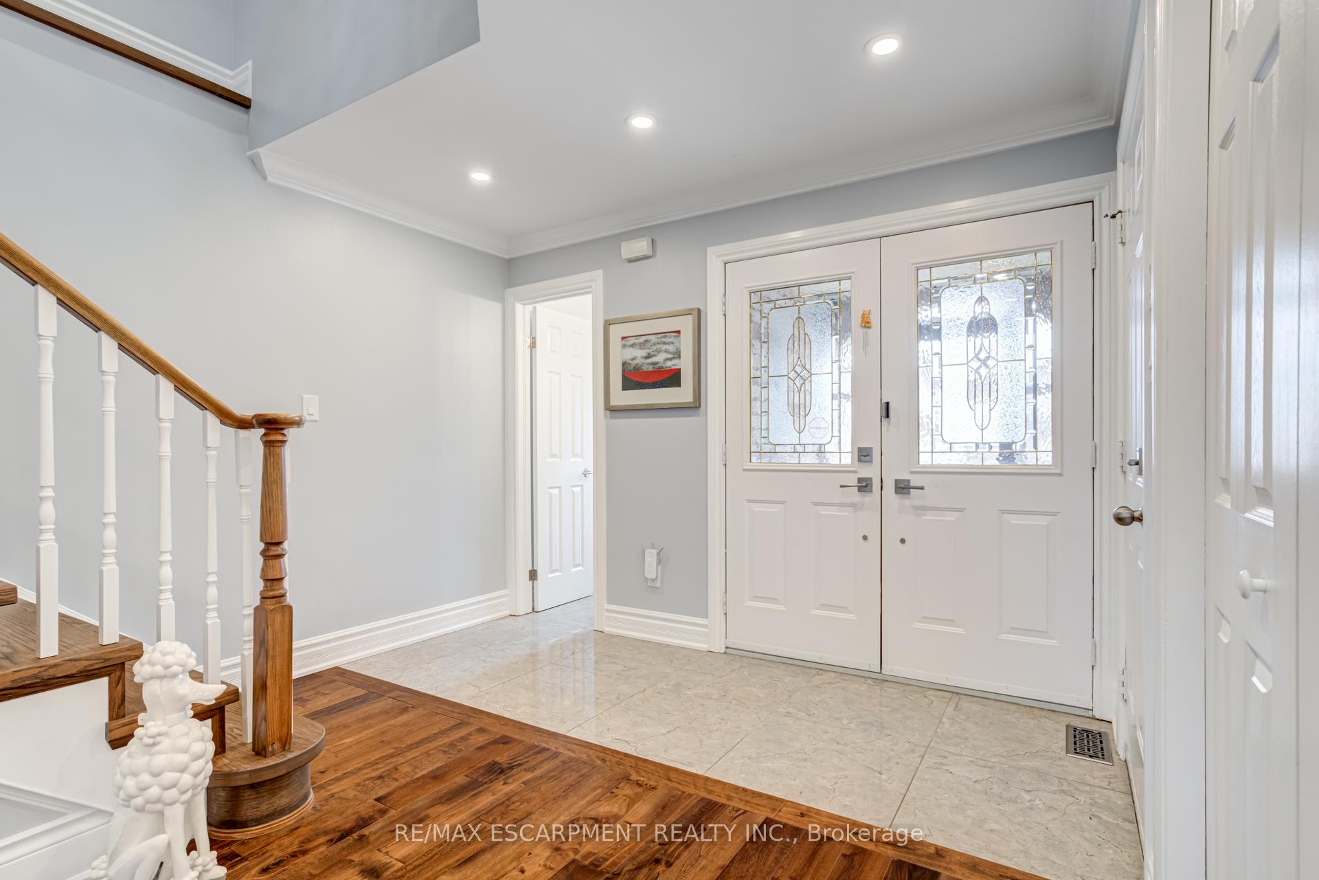 Photo 2 of 7 Magenta Court, Hamilton, Allison — HOMEH