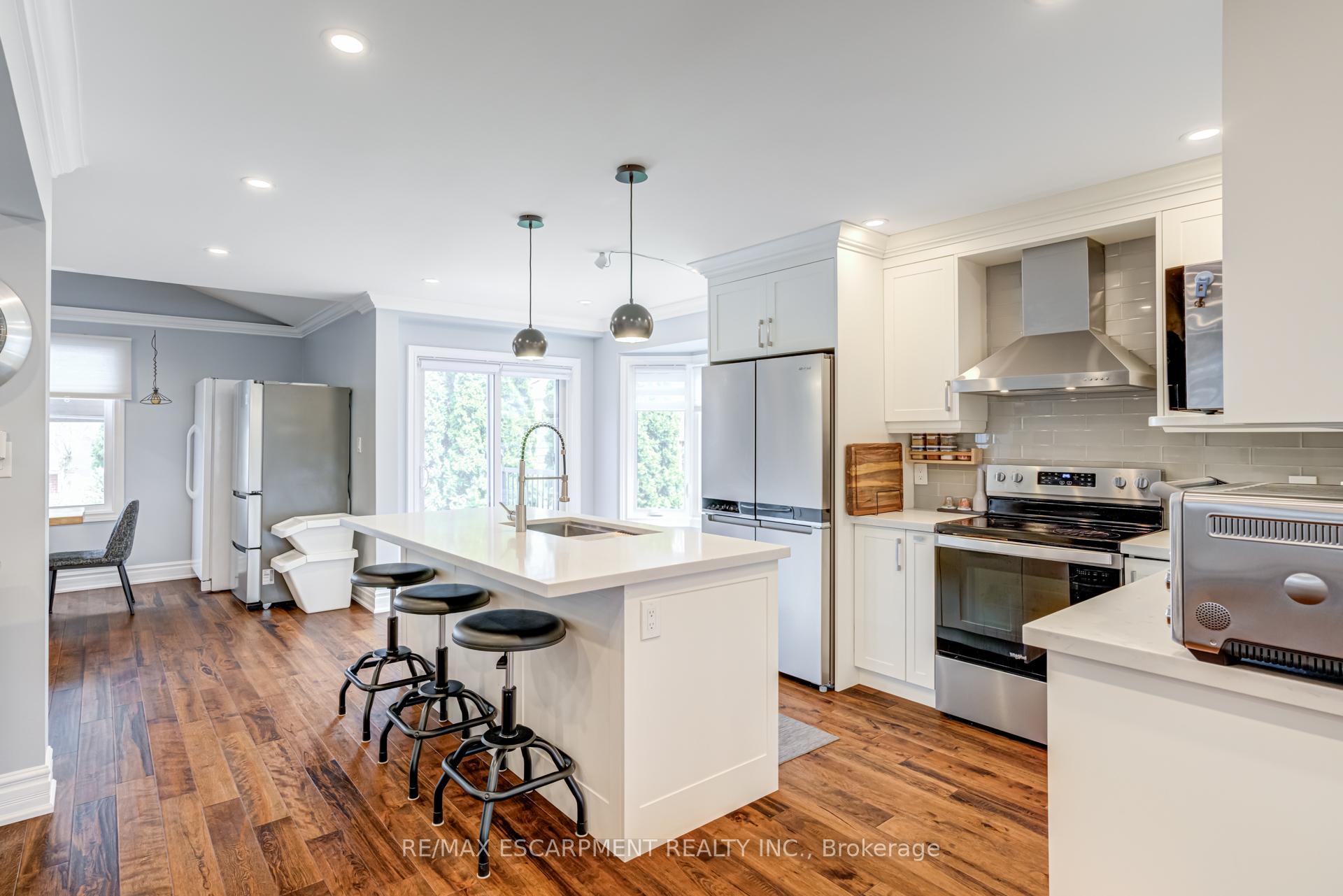 Photo 4 of 7 Magenta Court, Hamilton, Allison — HOMEH