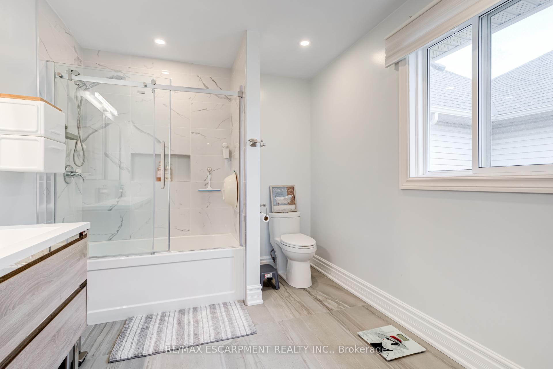 Photo 20 of 7 Magenta Court, Hamilton, Allison — HOMEH