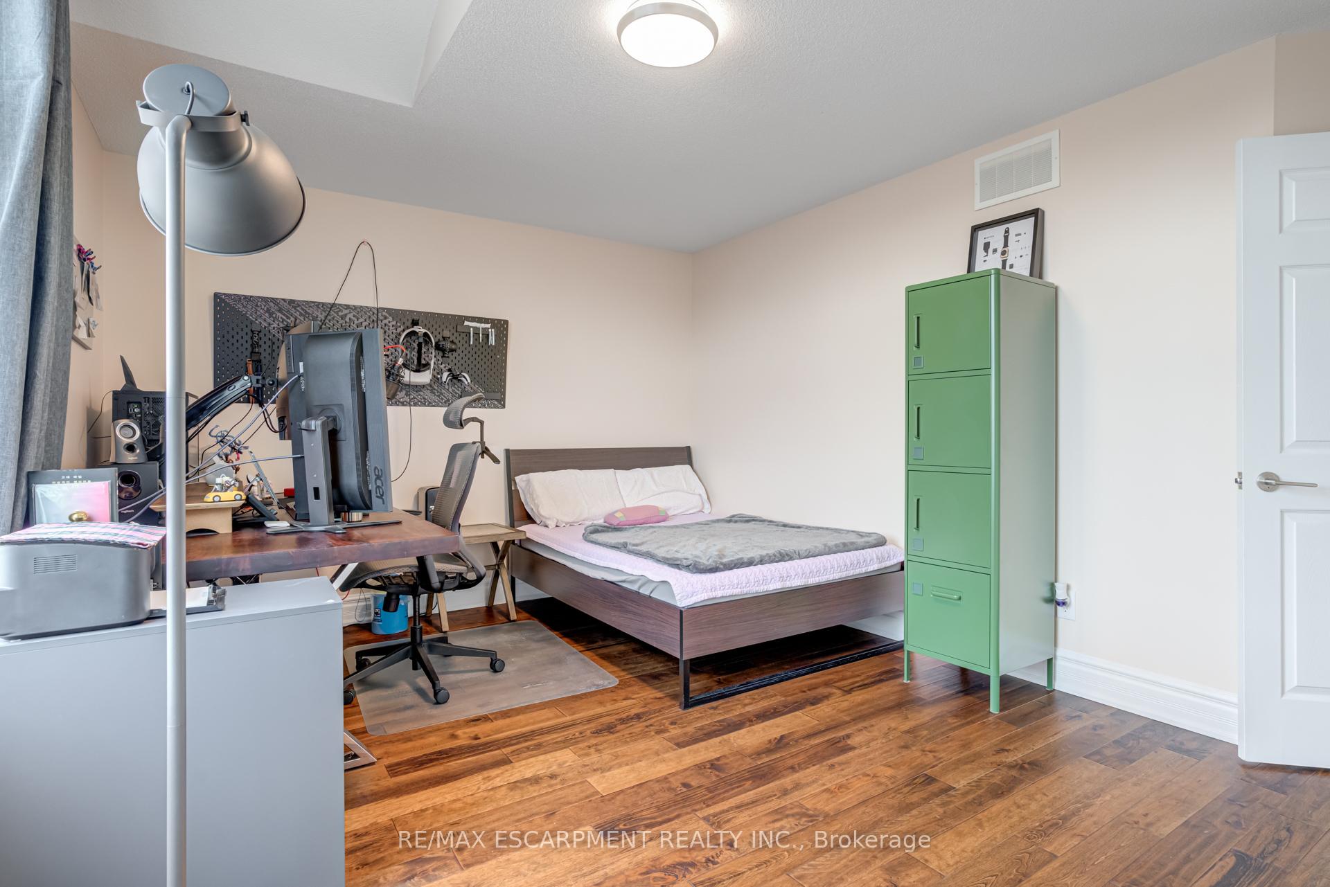 Photo 27 of 7 Magenta Court, Hamilton, Allison — HOMEH