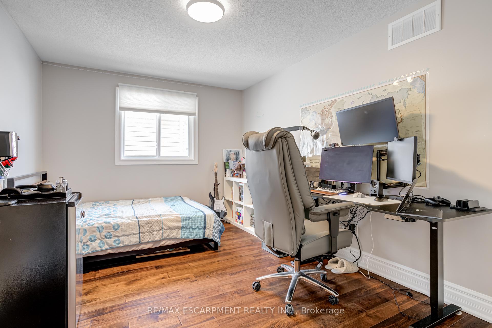 Photo 29 of 7 Magenta Court, Hamilton, Allison — HOMEH