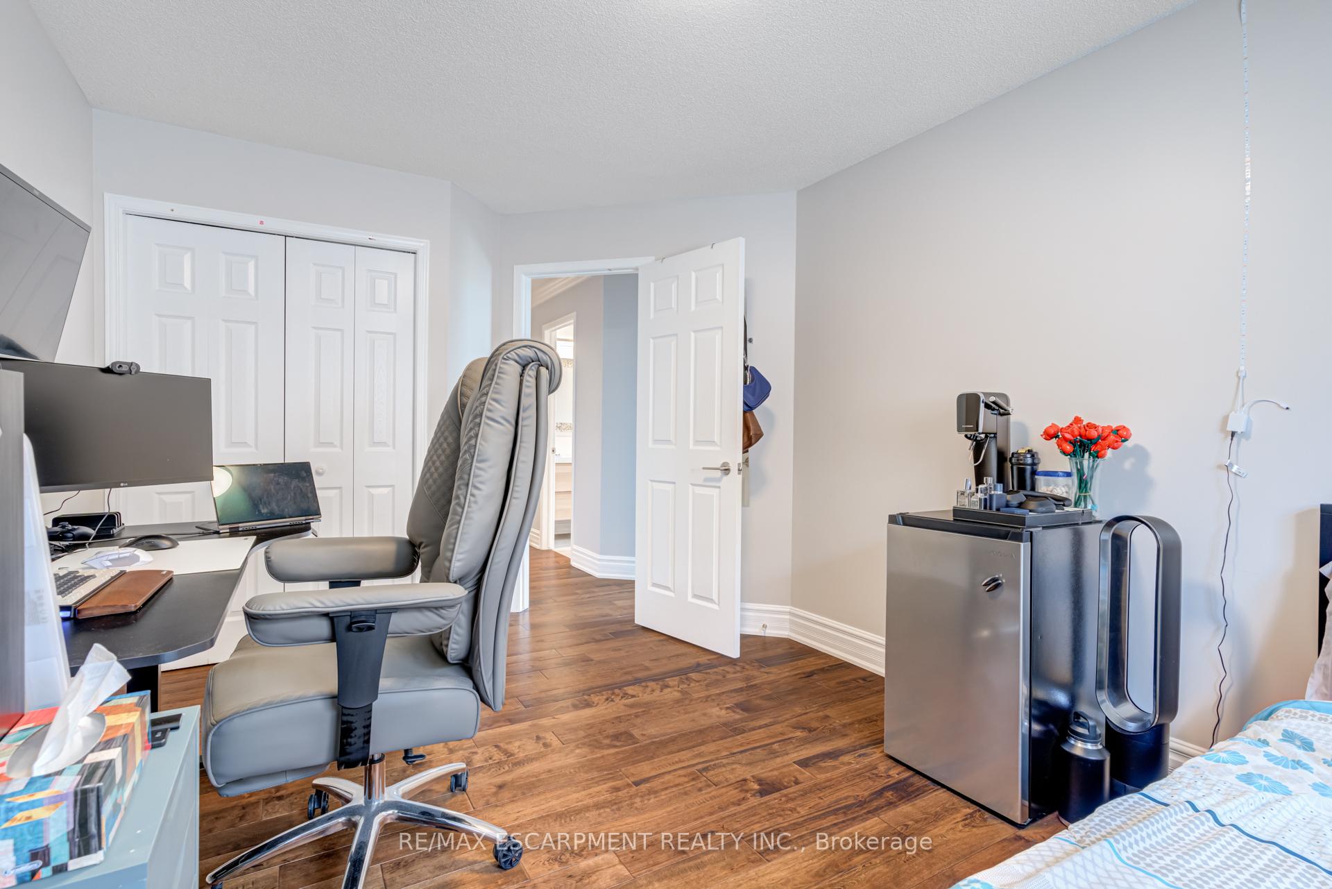 Photo 34 of 7 Magenta Court, Hamilton, Allison — HOMEH