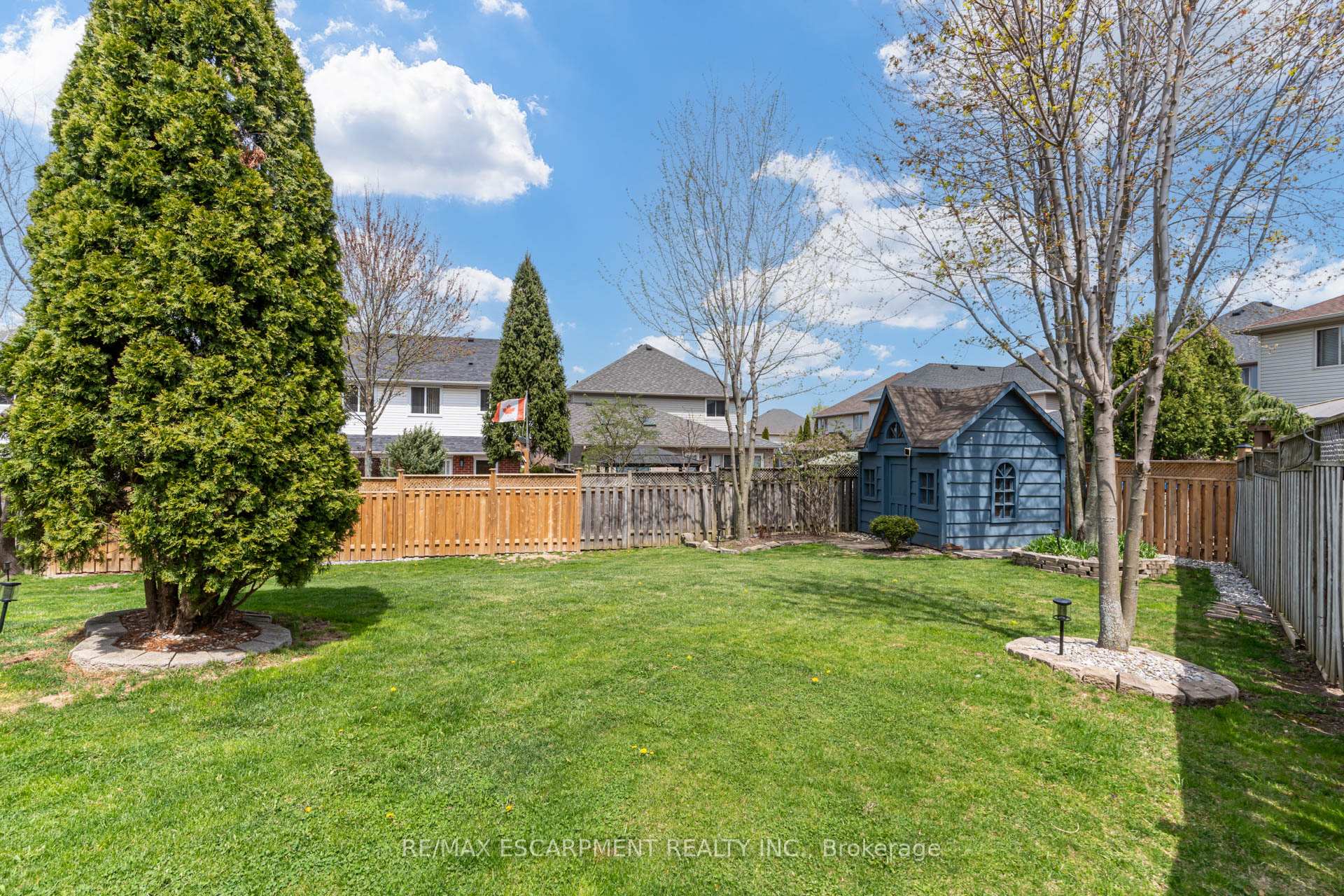 Photo 45 of 7 Magenta Court, Hamilton, Allison — HOMEH