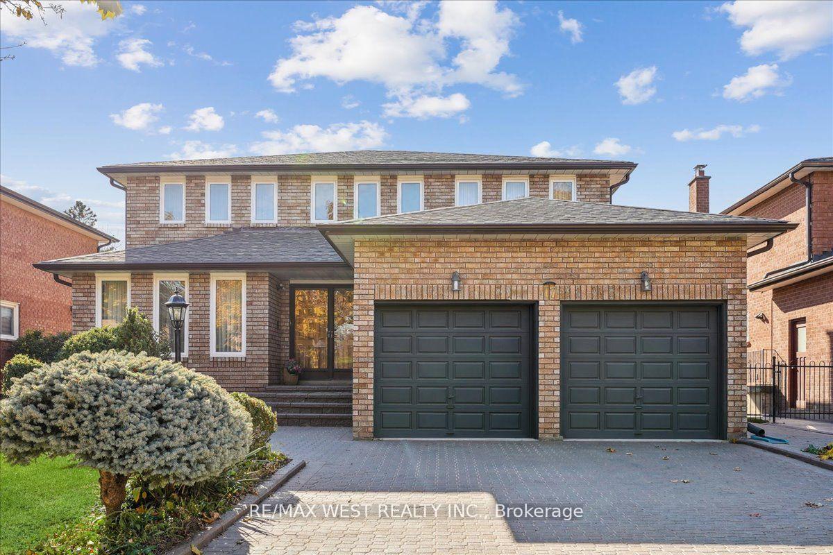 Photo 1 of 17 Dowling Circle, Markham, Milliken Mills East — HOMEH