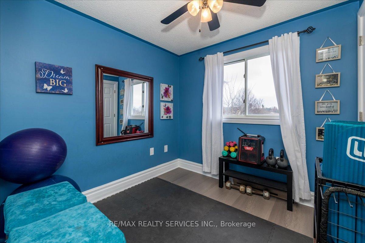Photo 8 of 8 Wells Crescent, Barrie, Sunnidale — HOMEH