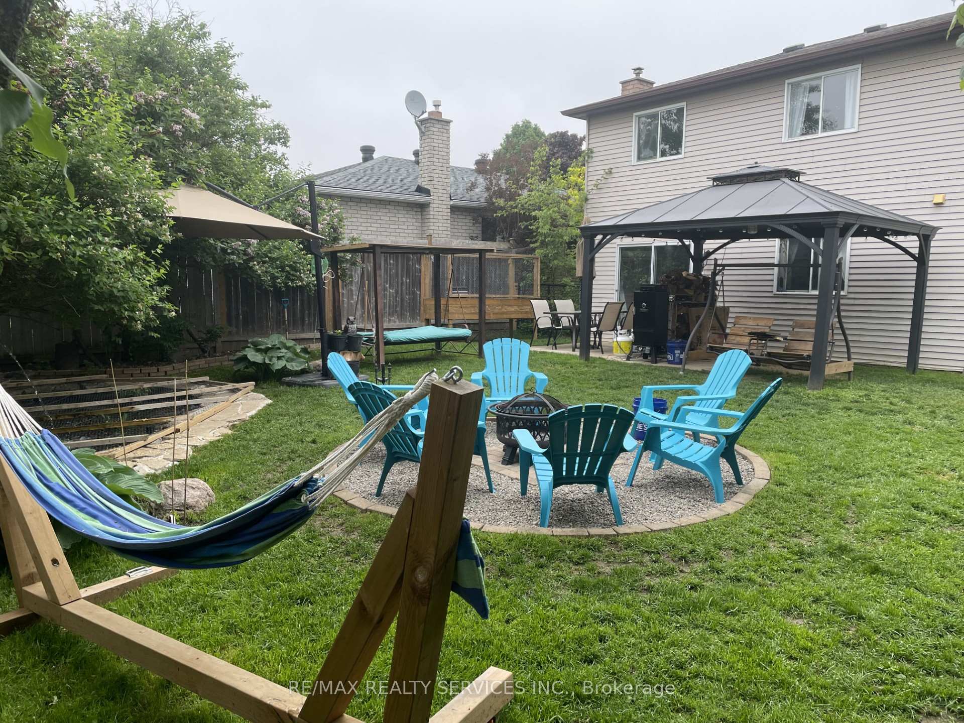 Photo 15 of 8 Wells Crescent, Barrie, Sunnidale — HOMEH