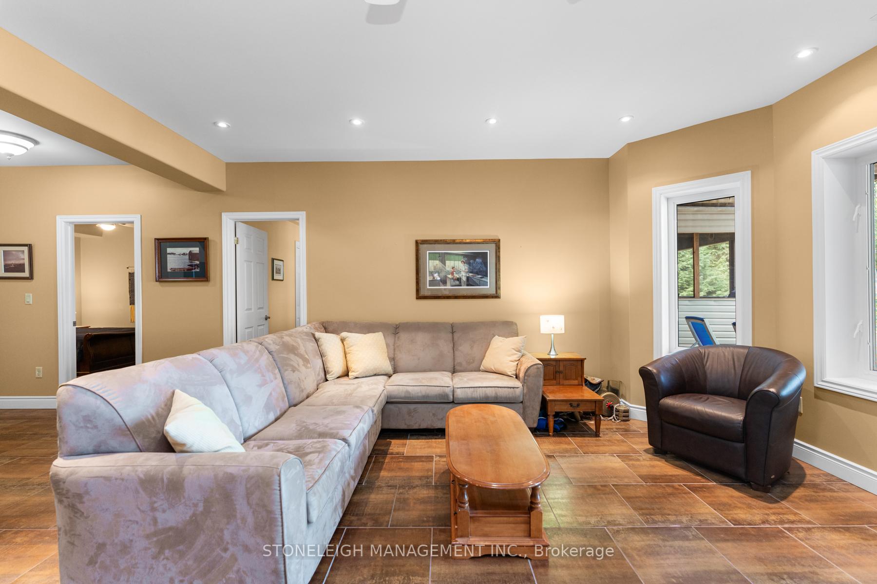 Photo 18 of 15 2nd Heaven Lane, Frontenac, Frontenac South — HOMEH