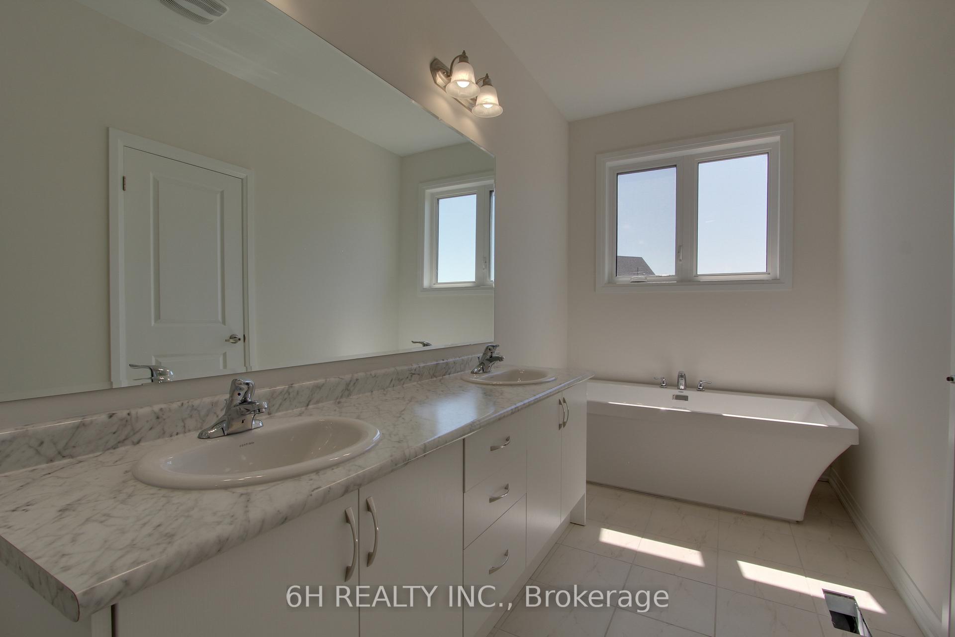 Photo 12 of 2608 Hibiscus Drive, Pickering, Rural Pickering — HOMEH