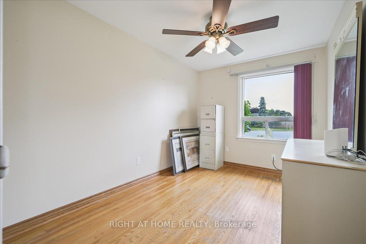 Photo 29 of 12 Eldon Court, Brampton, Southgate — HOMEH