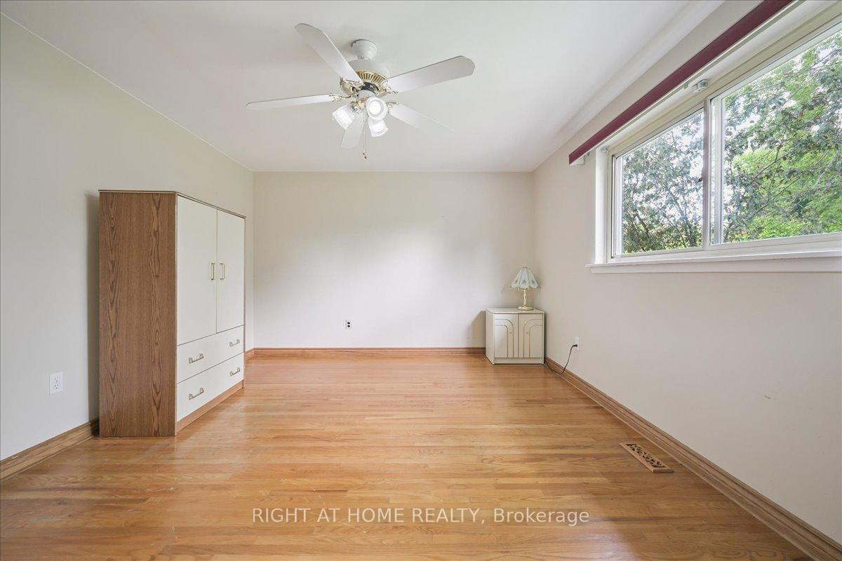 Photo 15 of 12 Eldon Court, Brampton, Southgate — HOMEH