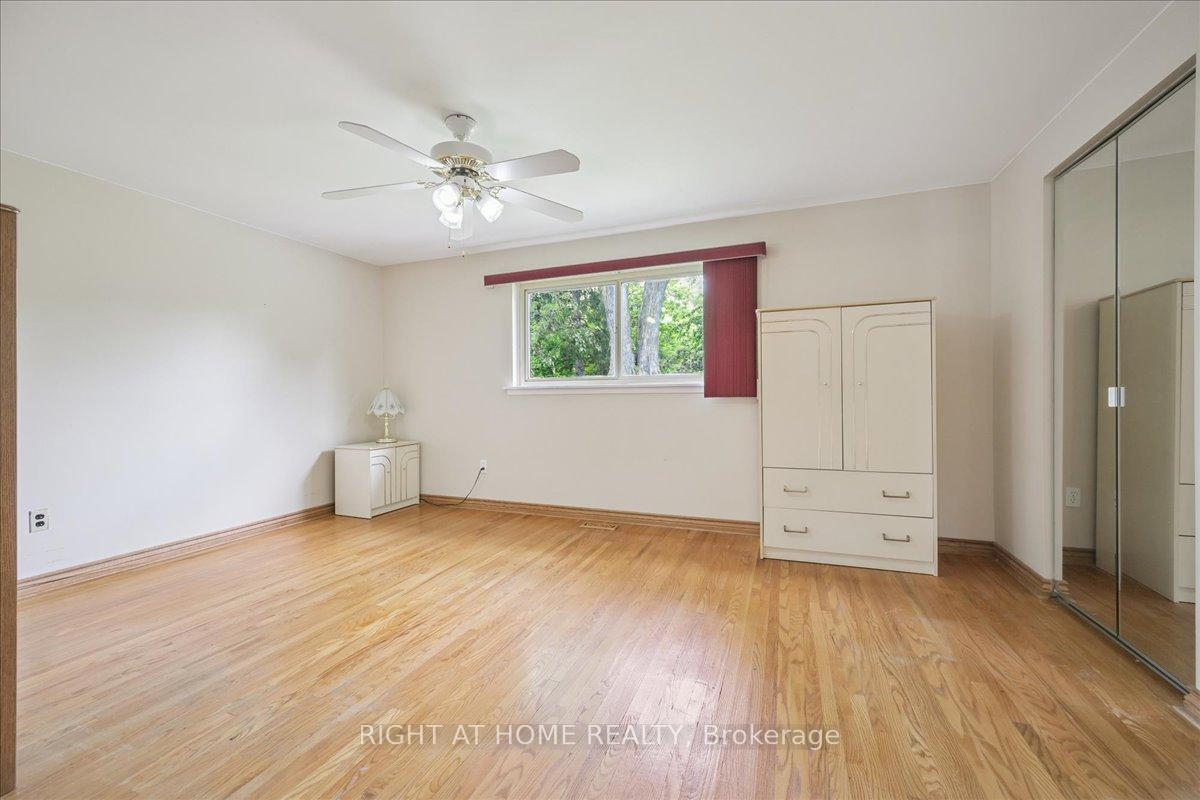 Photo 25 of 12 Eldon Court, Brampton, Southgate — HOMEH
