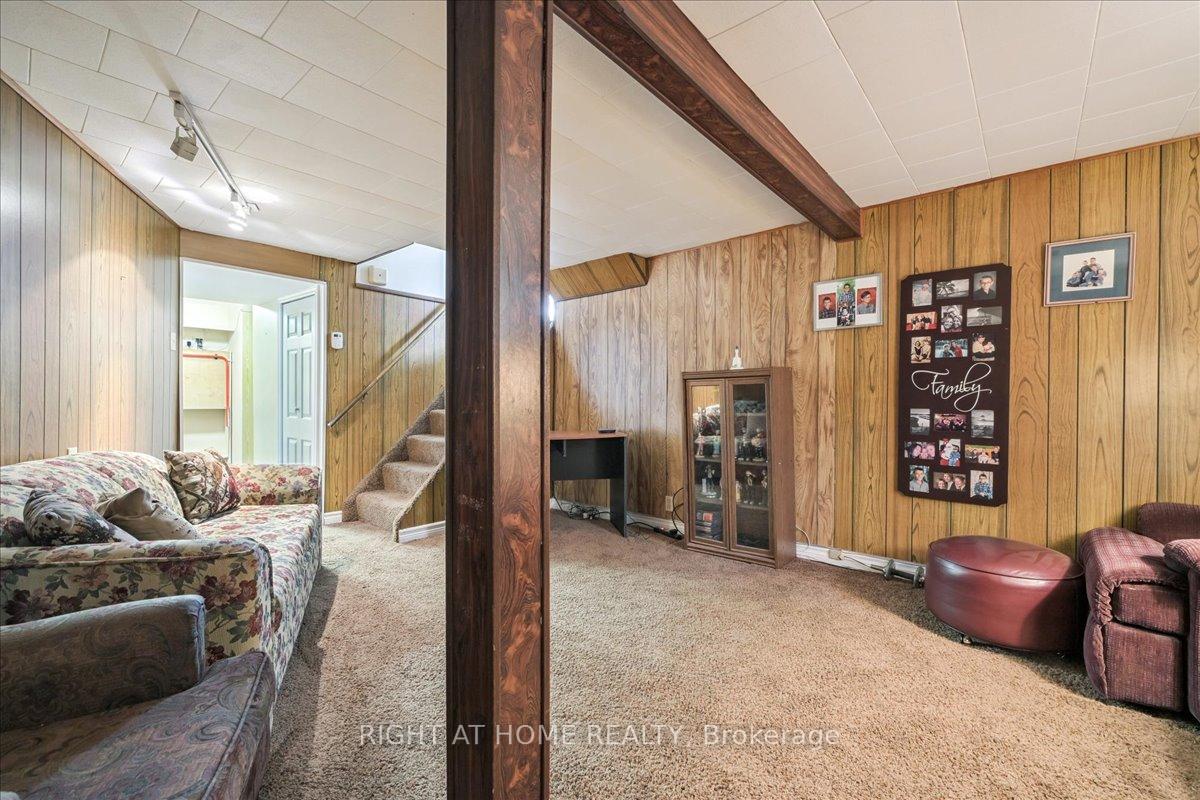 Photo 32 of 12 Eldon Court, Brampton, Southgate — HOMEH