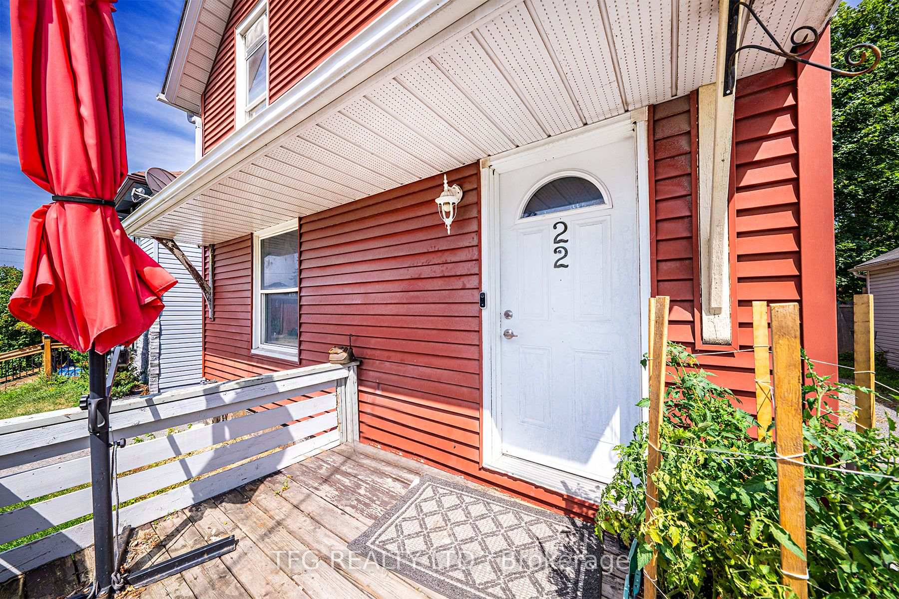 Photo 2 of 22 Brock Street E, Oshawa, O'Neill — HOMEH