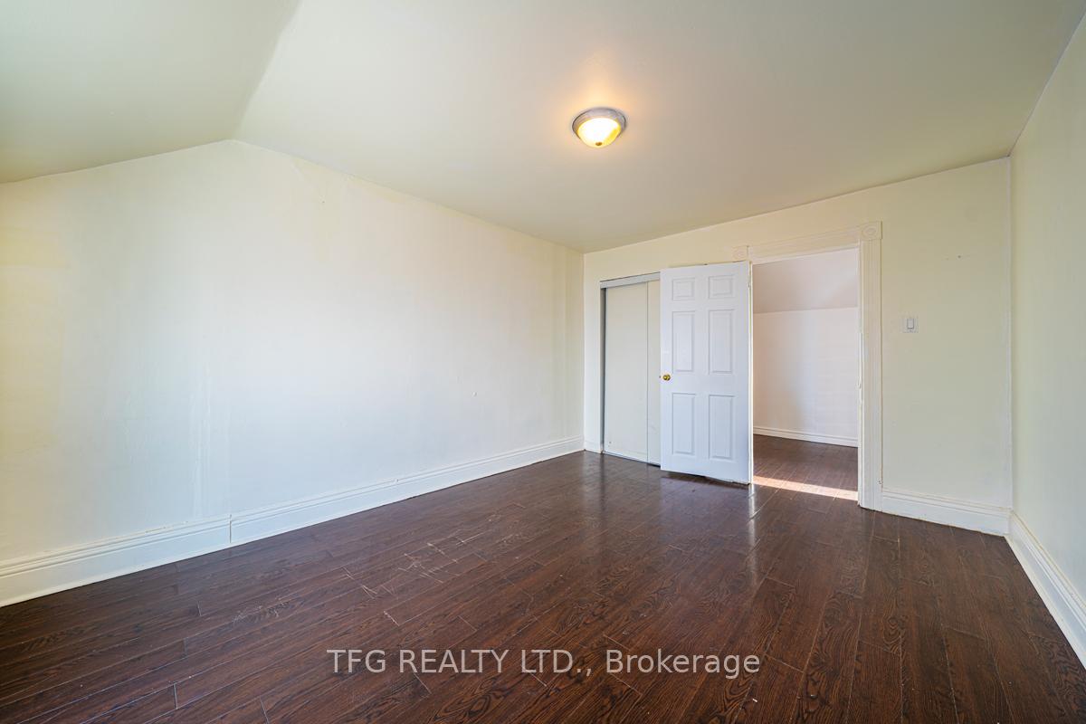 Photo 7 of 22 Brock Street E, Oshawa, O'Neill — HOMEH