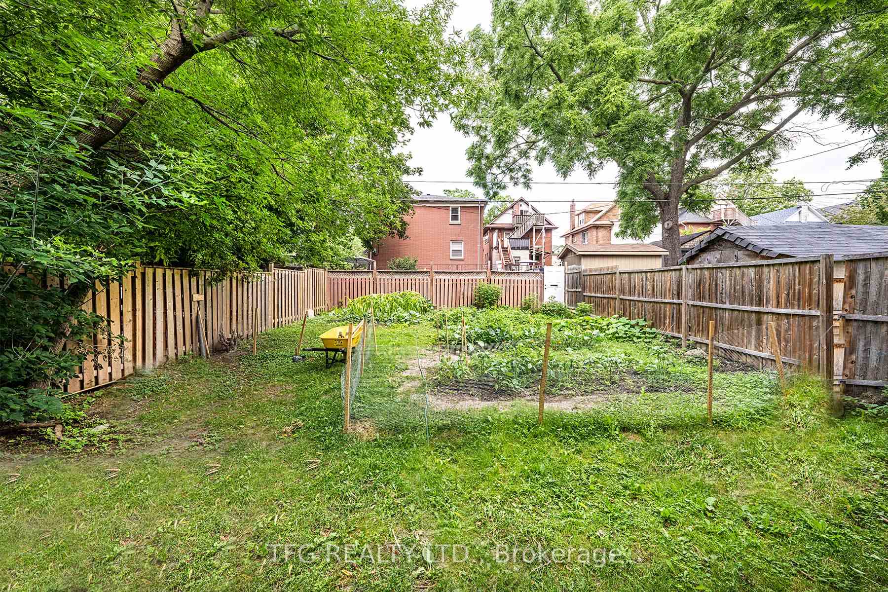 Photo 21 of 22 Brock Street E, Oshawa, O'Neill — HOMEH