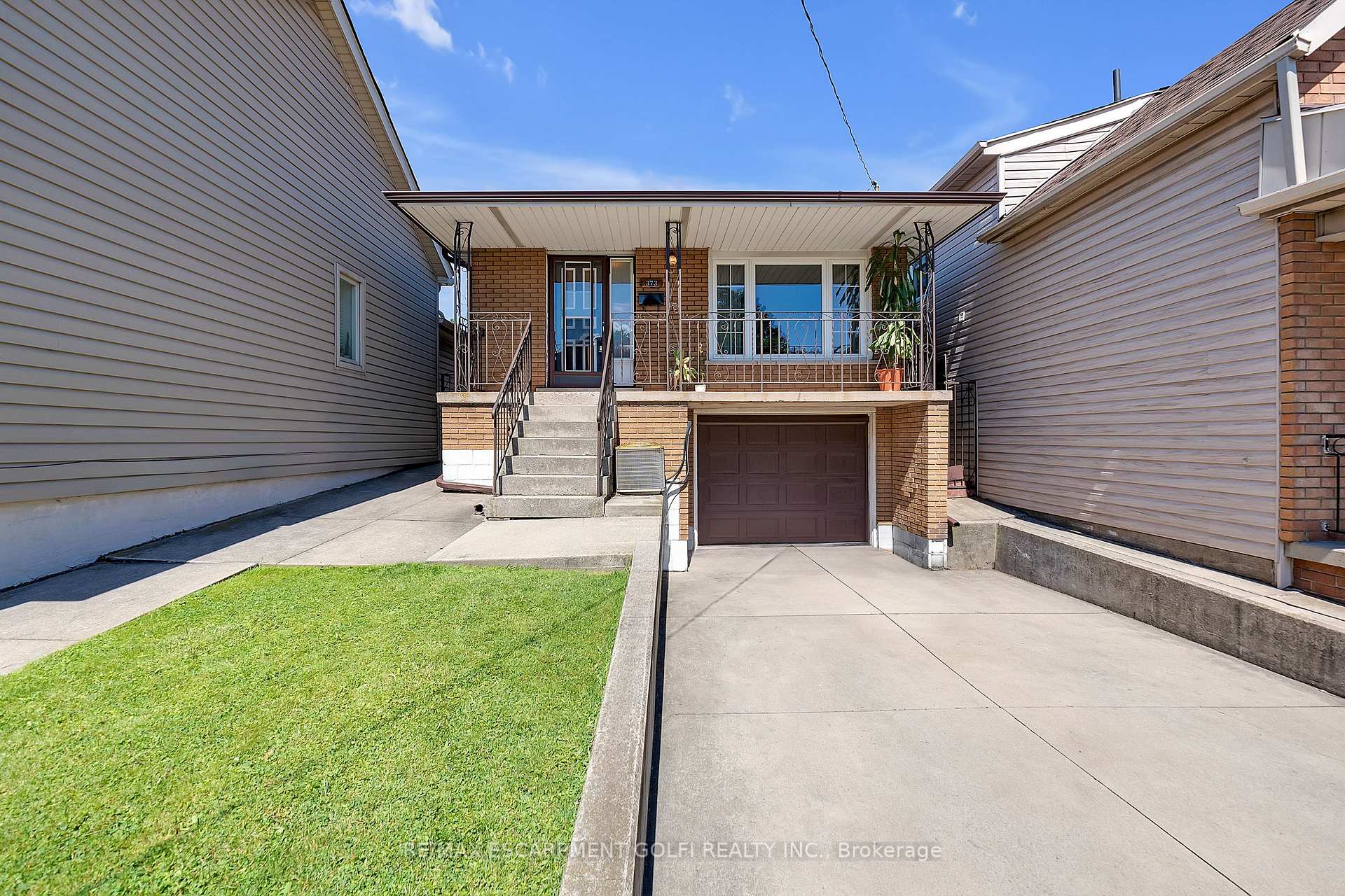 Photo 33 of 373 Mary Street, Hamilton, North End — HOMEH