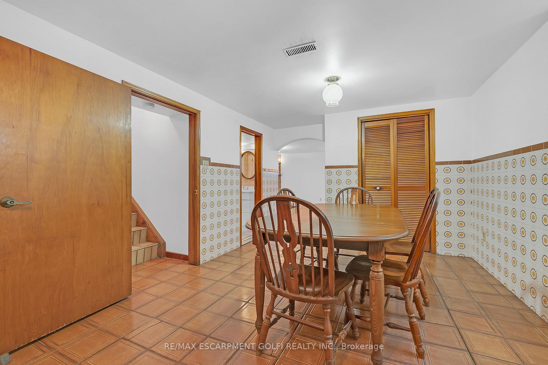 Photo 22 of 373 Mary Street, Hamilton, North End — HOMEH