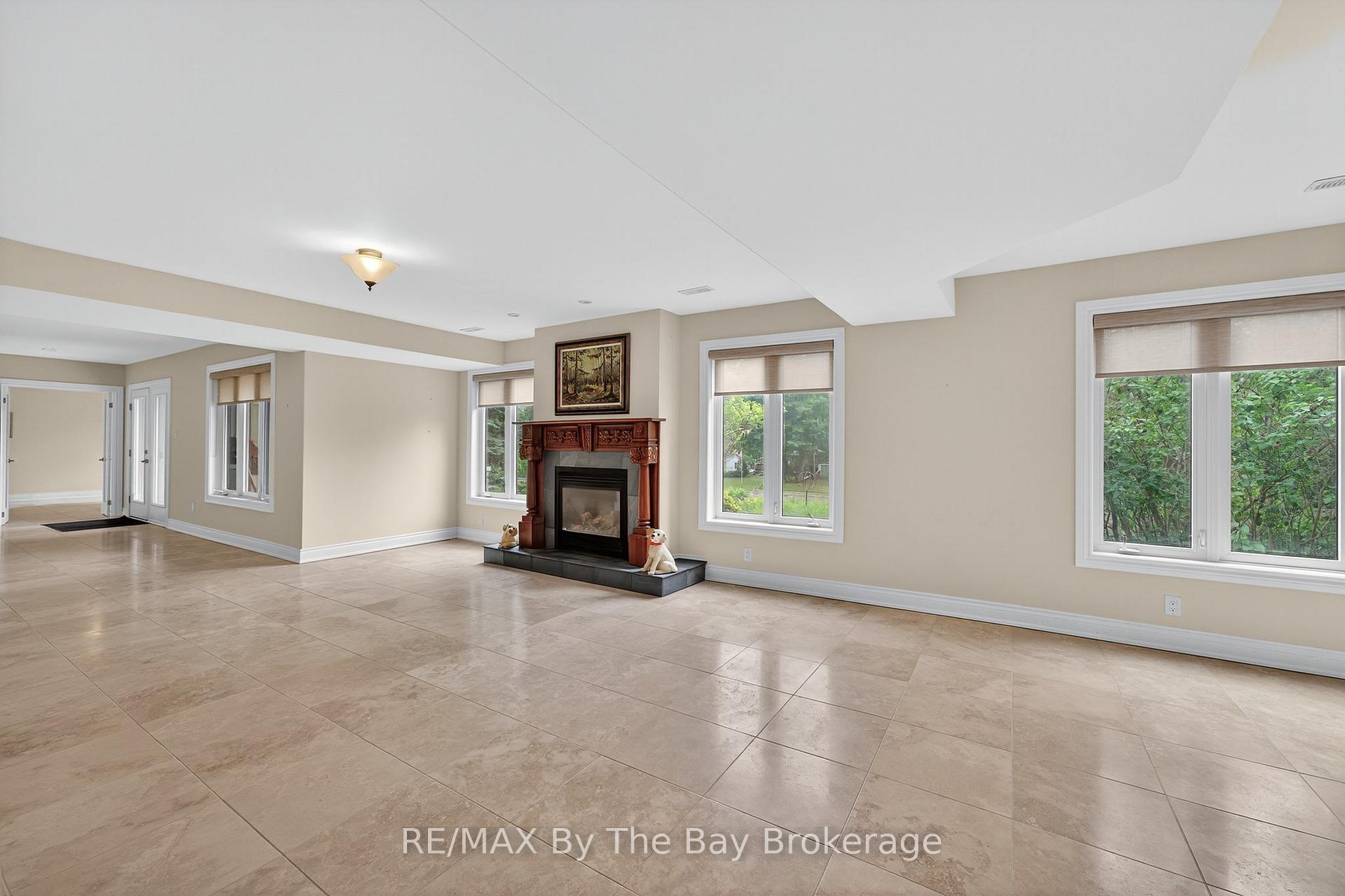 Photo 38 of 19 Oak Lea Boulevard, Wasaga Beach — HOMEH