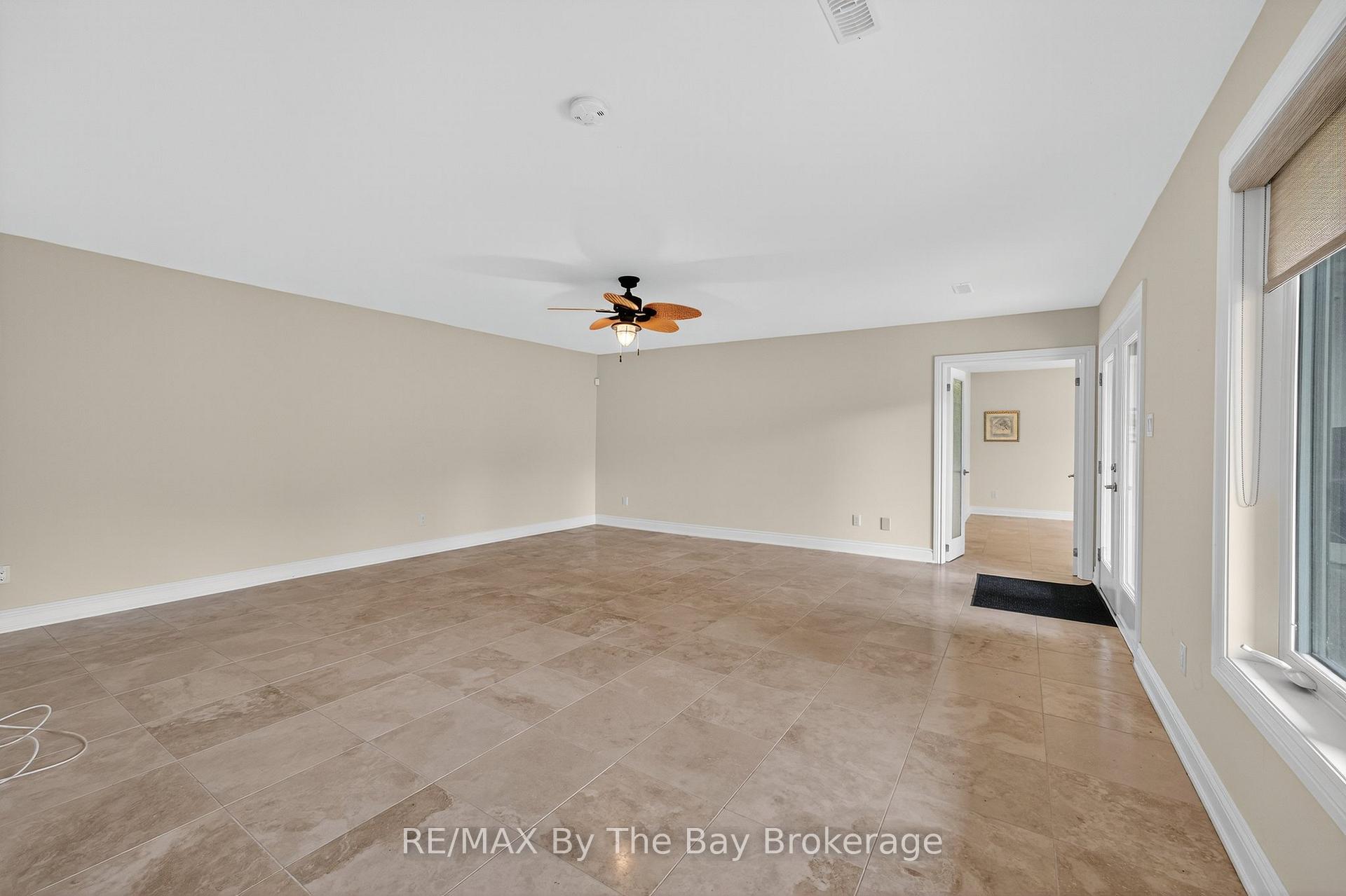 Photo 30 of 19 Oak Lea Boulevard, Wasaga Beach — HOMEH