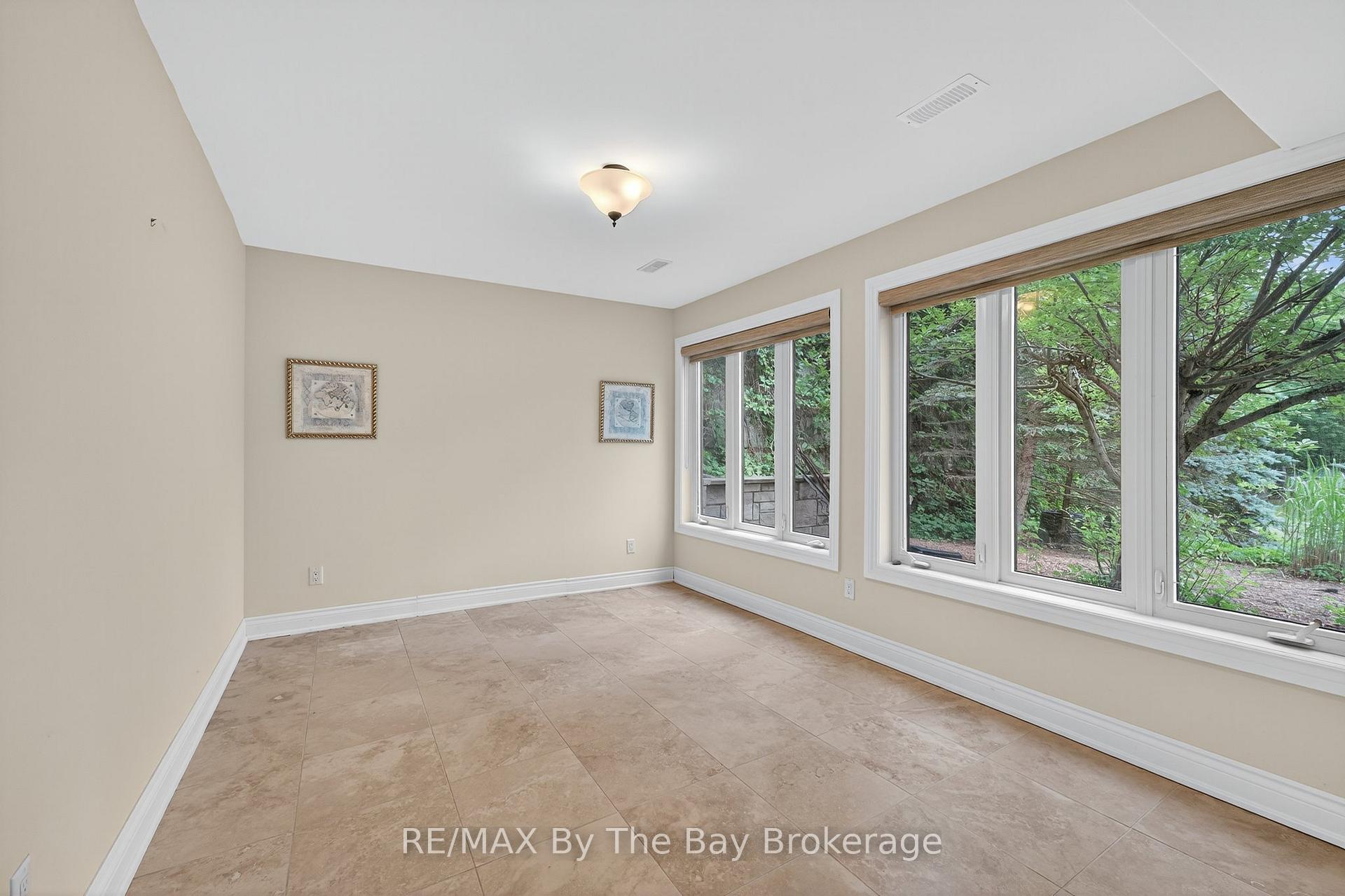 Photo 41 of 19 Oak Lea Boulevard, Wasaga Beach — HOMEH