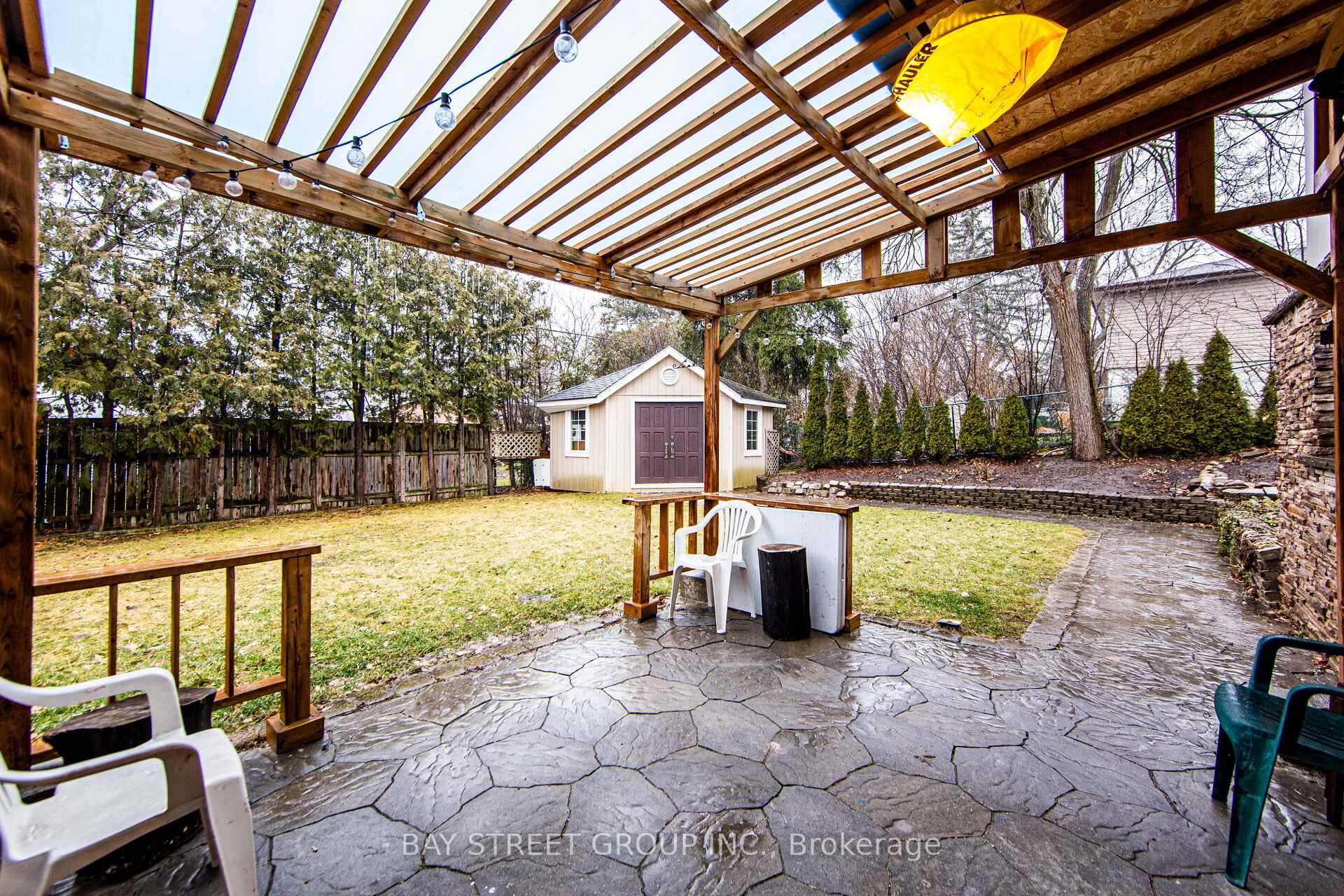 Photo 40 of 71 Devins Drive, Aurora, Aurora Heights — HOMEH