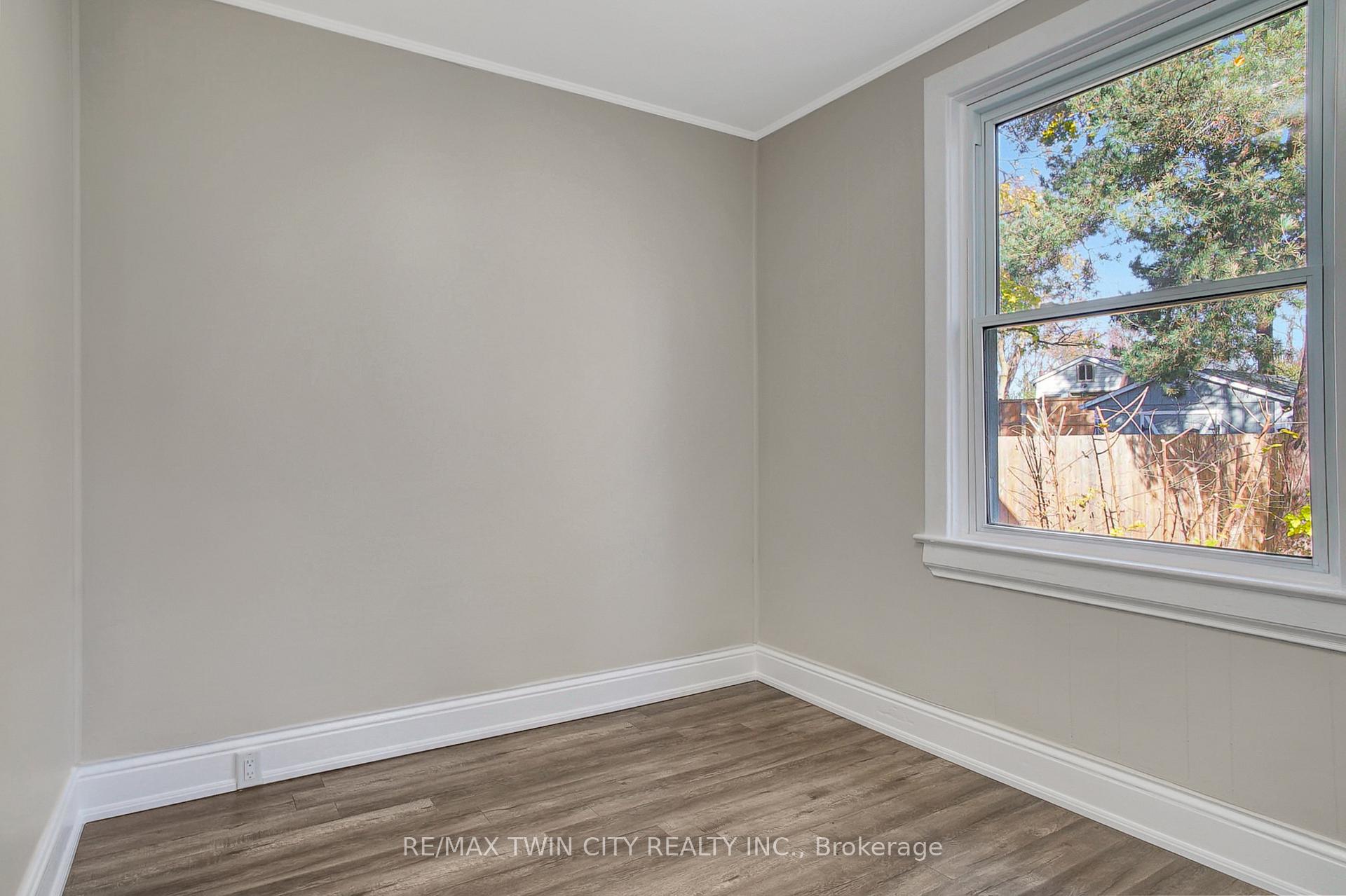 Photo 21 of 85 Park Avenue E, Cambridge, Blair Road — HOMEH