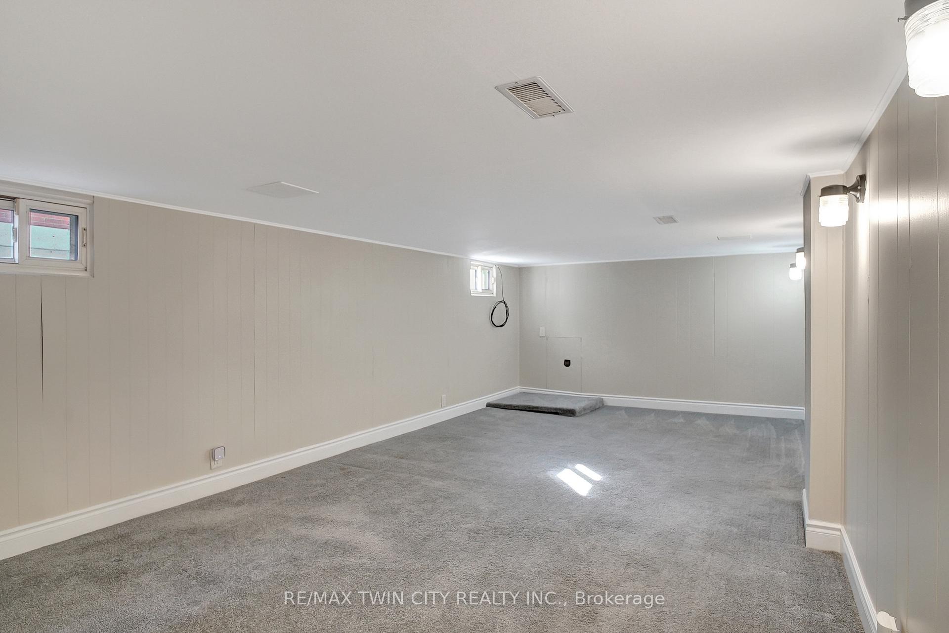 Photo 23 of 85 Park Avenue E, Cambridge, Blair Road — HOMEH