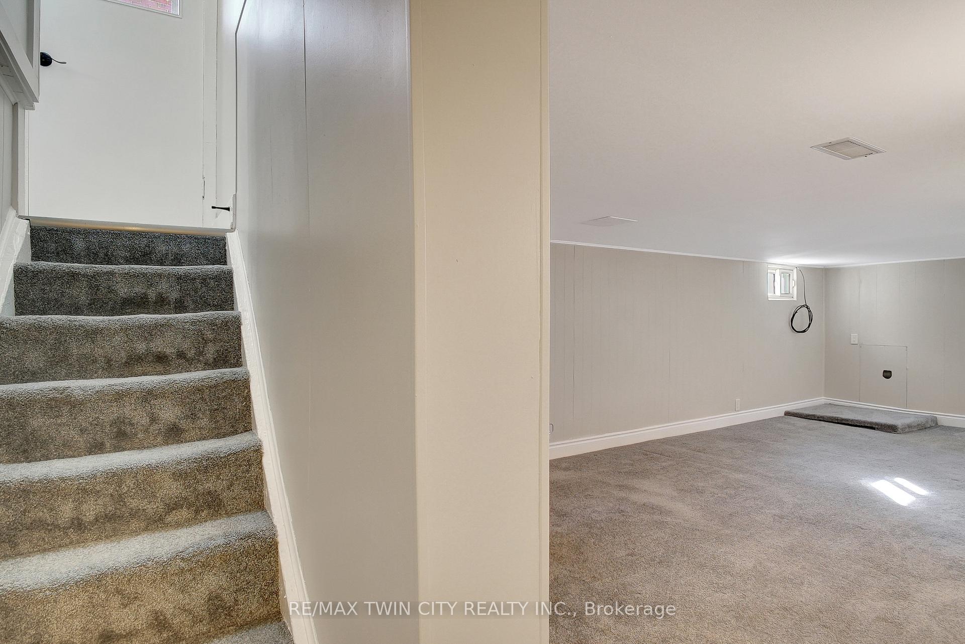 Photo 25 of 85 Park Avenue E, Cambridge, Blair Road — HOMEH