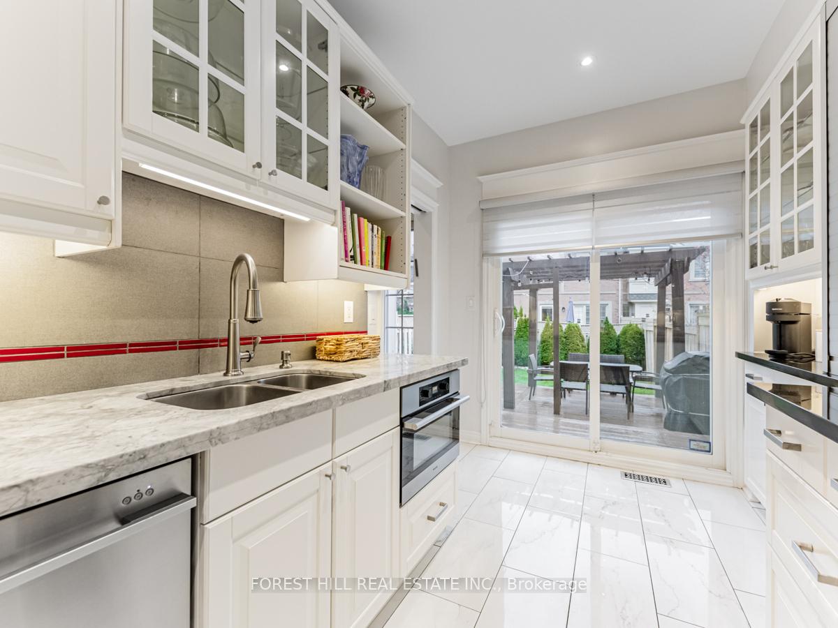 Photo 12 of 52 Kingsbridge Circle, Vaughan, Beverley Glen — HOMEH