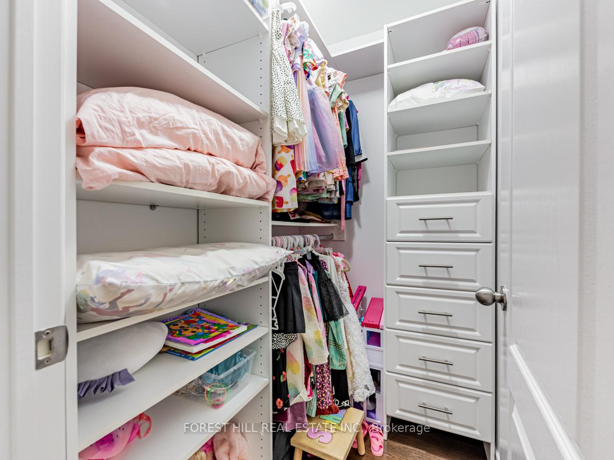 Photo 15 of 52 Kingsbridge Circle, Vaughan, Beverley Glen — HOMEH