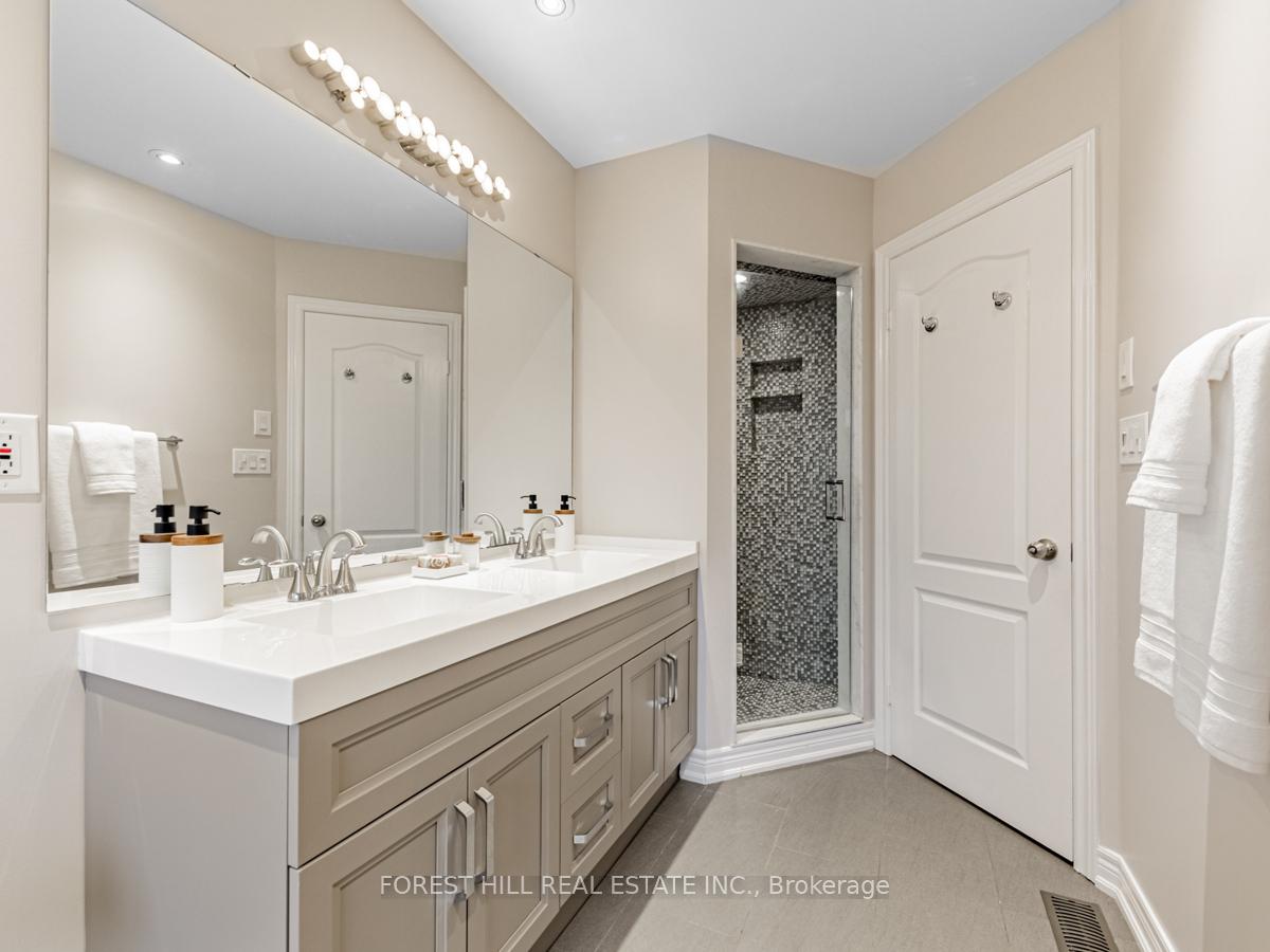Photo 20 of 52 Kingsbridge Circle, Vaughan, Beverley Glen — HOMEH