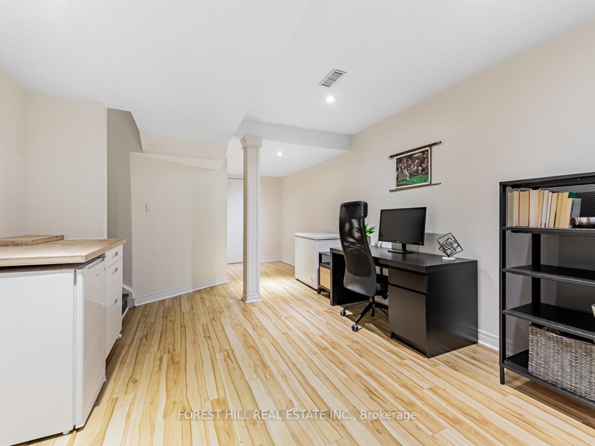 Photo 22 of 52 Kingsbridge Circle, Vaughan, Beverley Glen — HOMEH