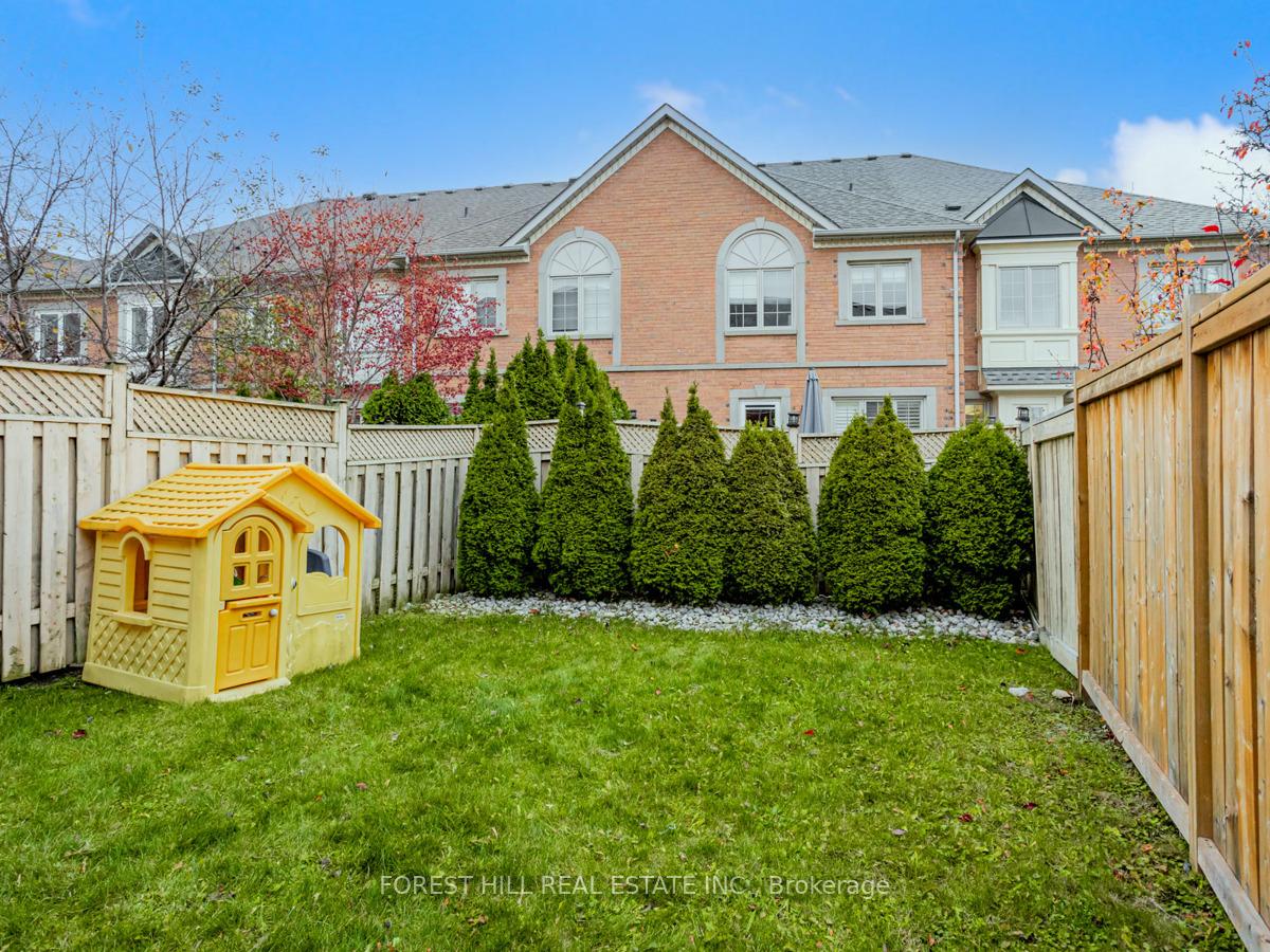 Photo 29 of 52 Kingsbridge Circle, Vaughan, Beverley Glen — HOMEH
